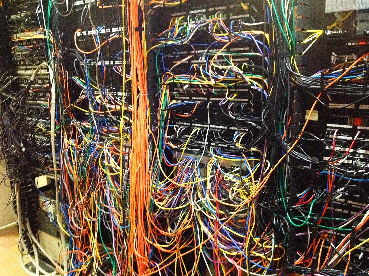 Benefits of a Virtual LAN (VLAN)