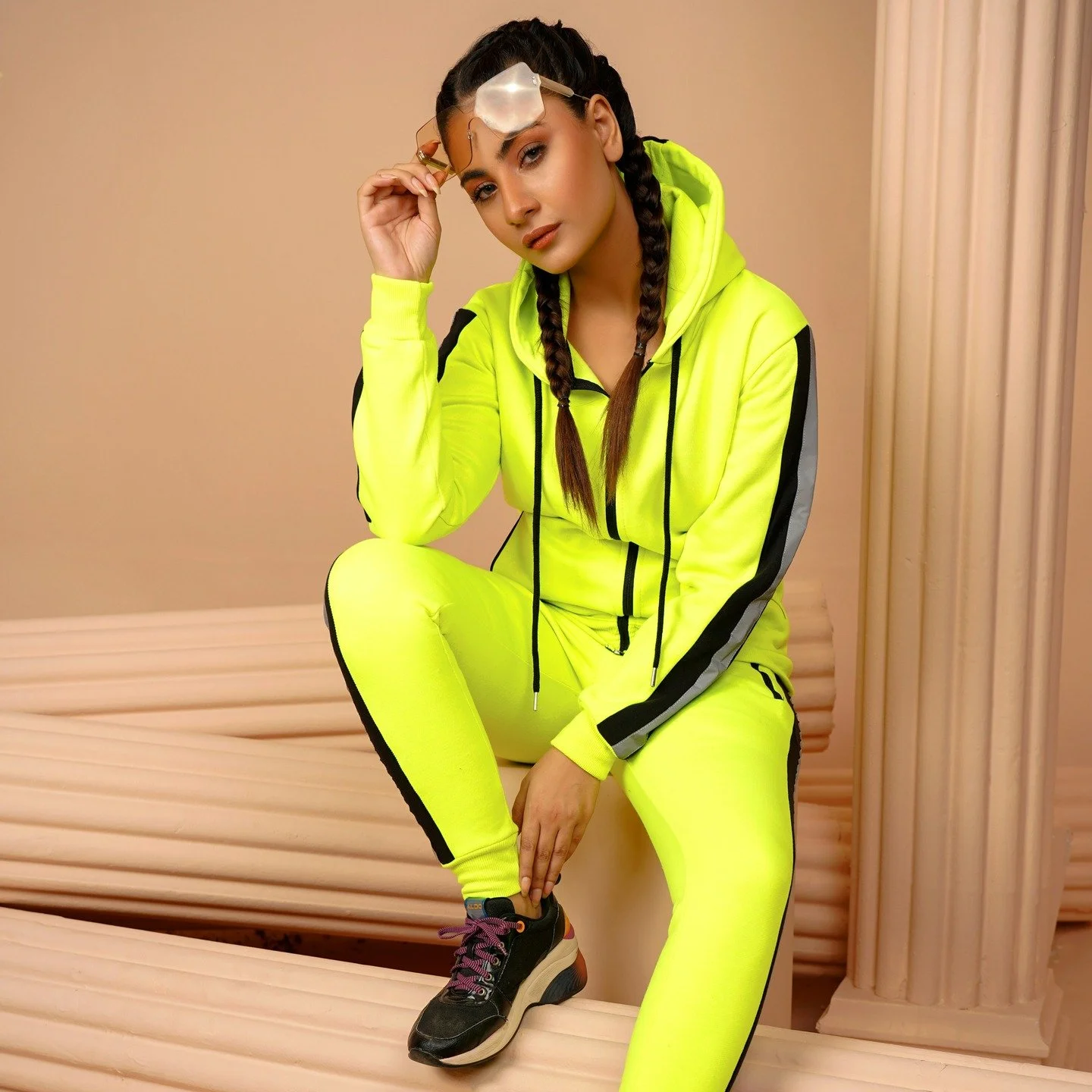 This month, we noticed that lots of our shoots had yellow as a motif. We wanted to share this beautiful color, because we feel like it isn't given the credit it's due. 

#model #modelagency #modeling #fyp #beautiful #thailand #talentagency #fashionmo