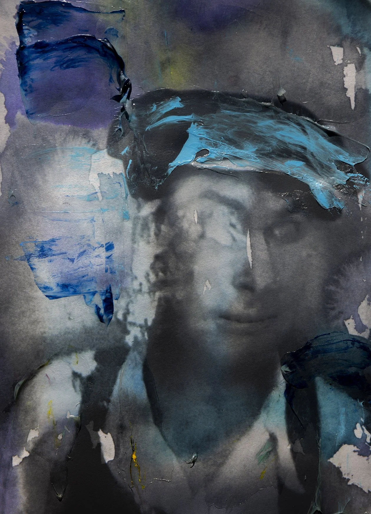 Saloon Portrait No. 7, 2024
Archival pigment print
17 × 22 in., edition of 5
40 × 60 in., edition of 7
Signed and editioned on artist label