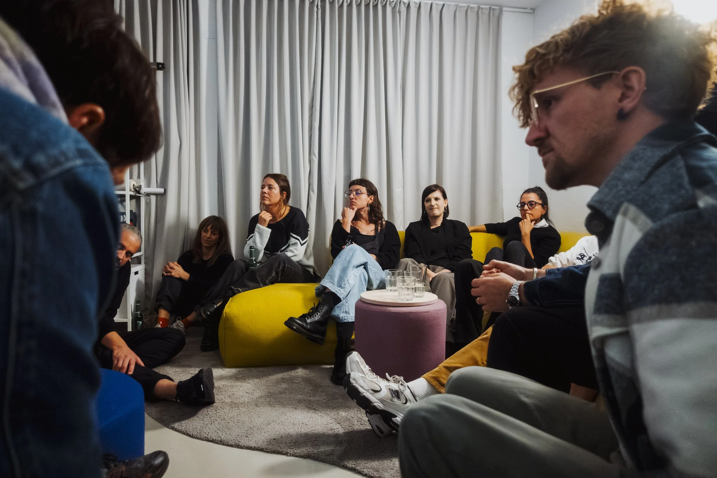 Netzwerktreffen, Kreative aus dem Raum Stuttgart, Diskussionsrunde oder einem Treffen