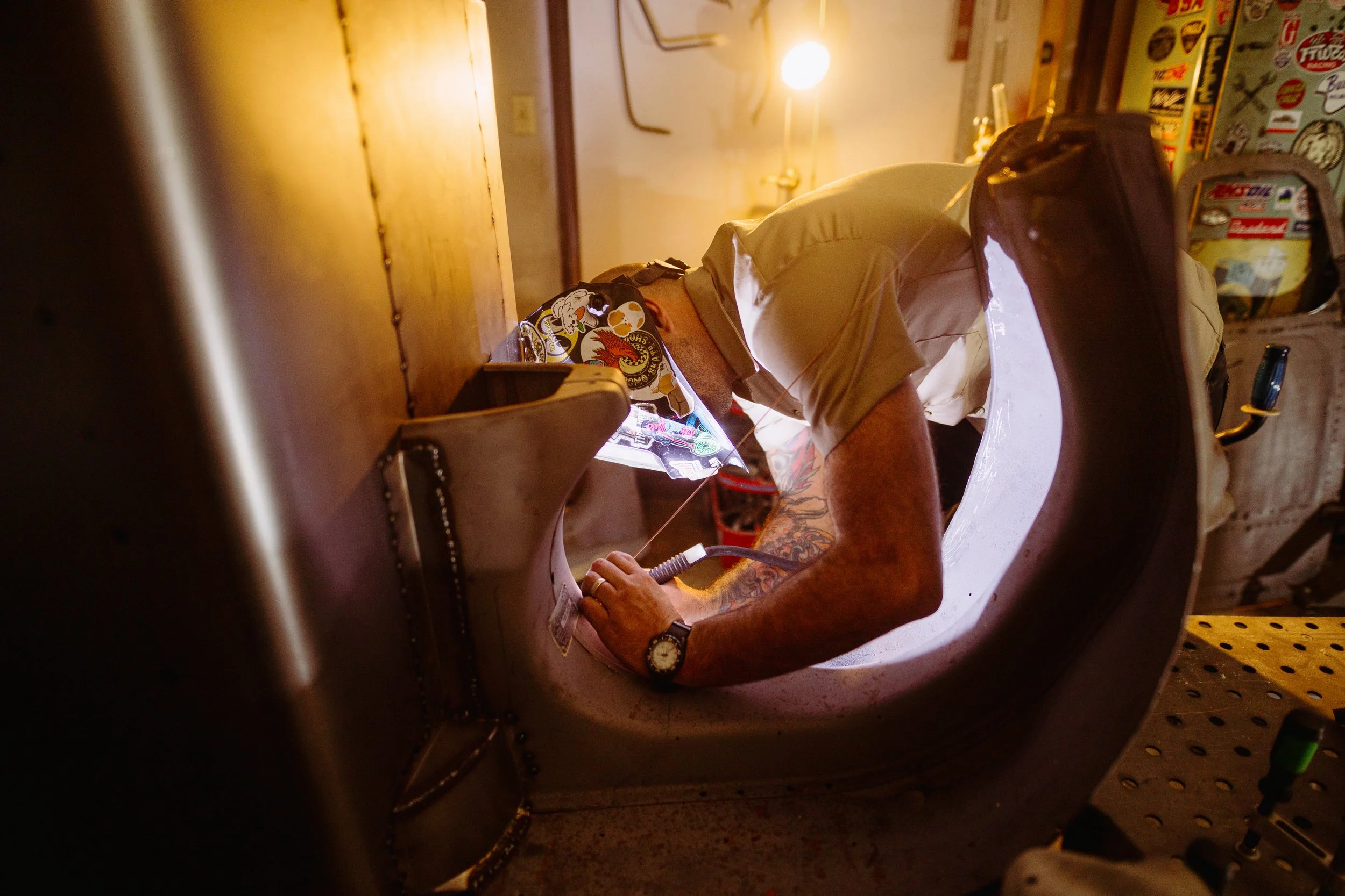 Craftsman at work in the Lusso Vivo workshop