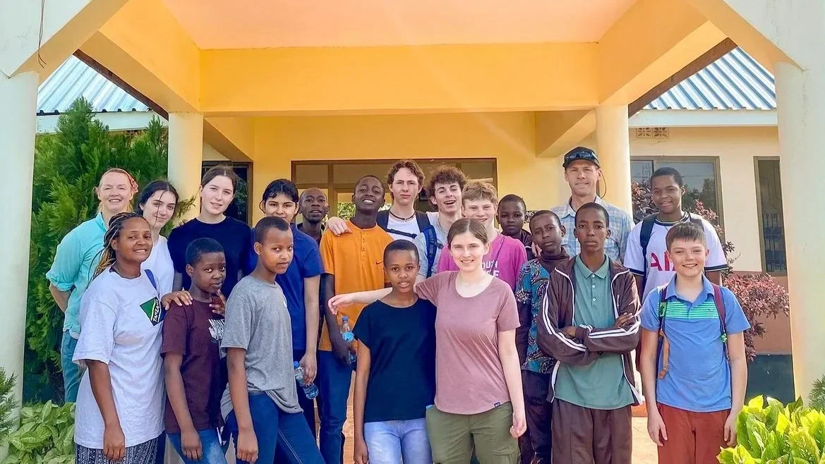 Tumaini Student Trips: Cultural Exchange