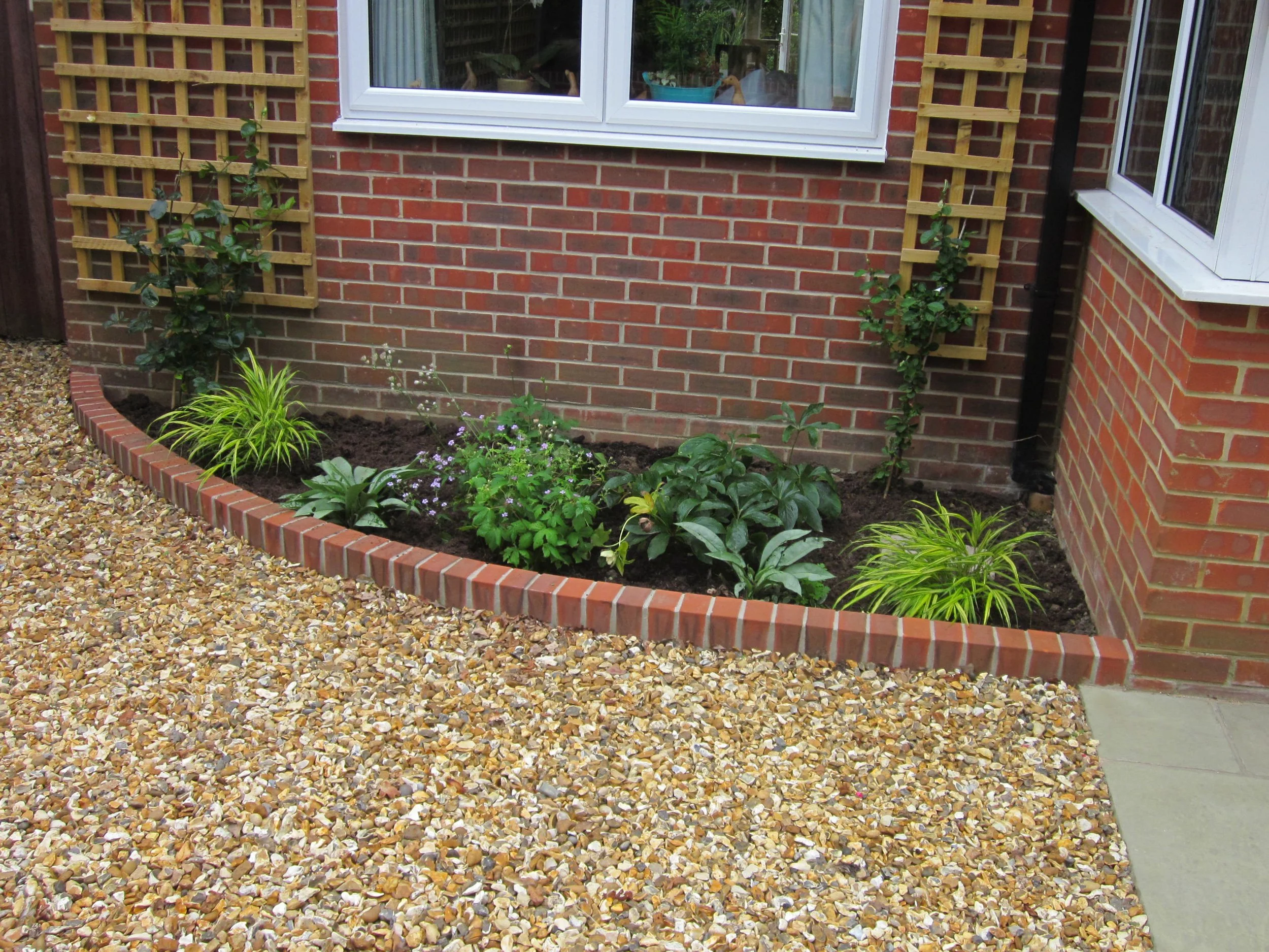 Stewarts_Exterior_Landscaping_Garden Border Lawn Edging-10.jpg
