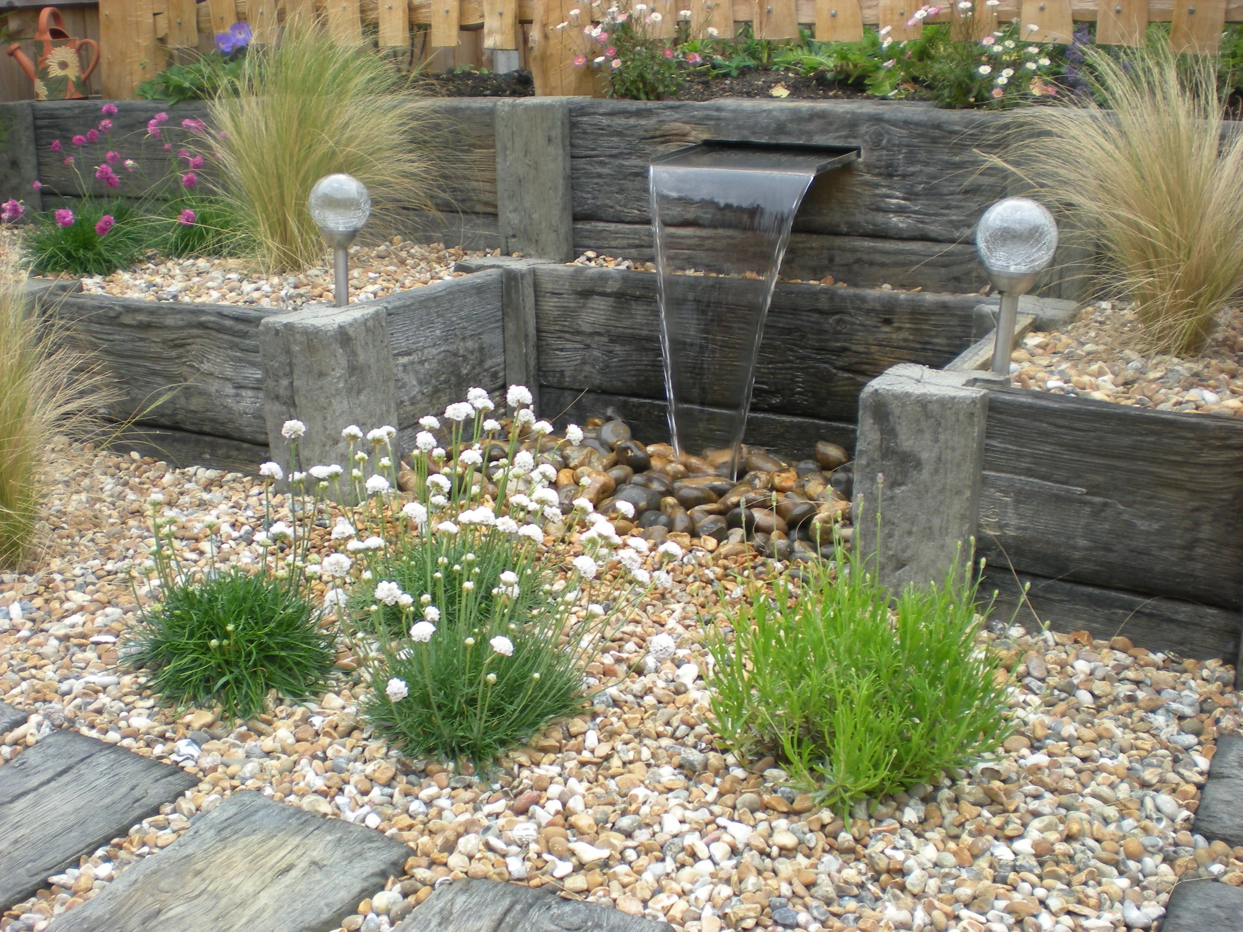 Stewarts_Exterior_Landscaping_Garden Pond Water Feature-02.jpg
