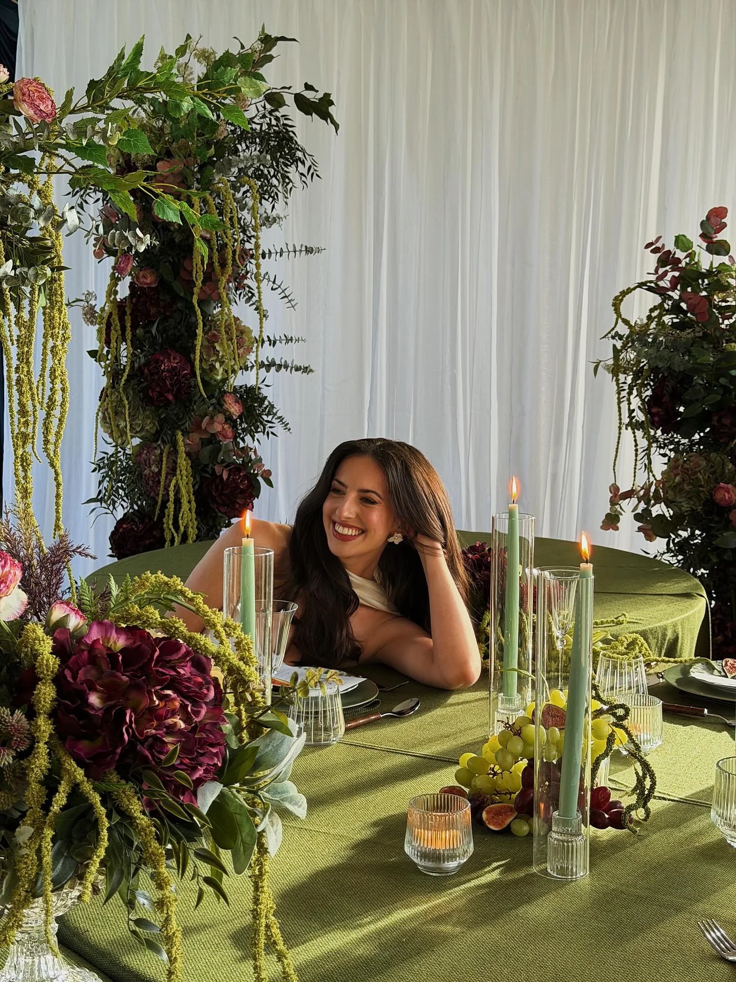 I think green might be my favourite colour for 2026&hellip; 😍✨

Still not over this gorgeous winter shoot surrounded by some of the best talent in the industry. 

**

Venue: @magna_cartaisland 
Floristry, prop hire &amp; concept: @fauxbloom 
Photogr