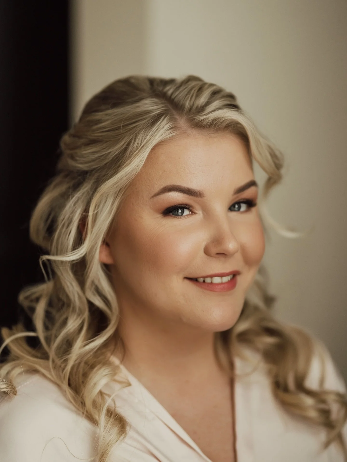 Beautyful bride @merrlife 
Hair and makeup by me
Photographer @evelynkunglaphotography 

#bride #wedding #weddingmakeup #weddinghair #bridal #bridalmakeup #bridalhair #meik #jumestus #lennelimakeup #meiktartust #pruudimeik #pruudisoeng