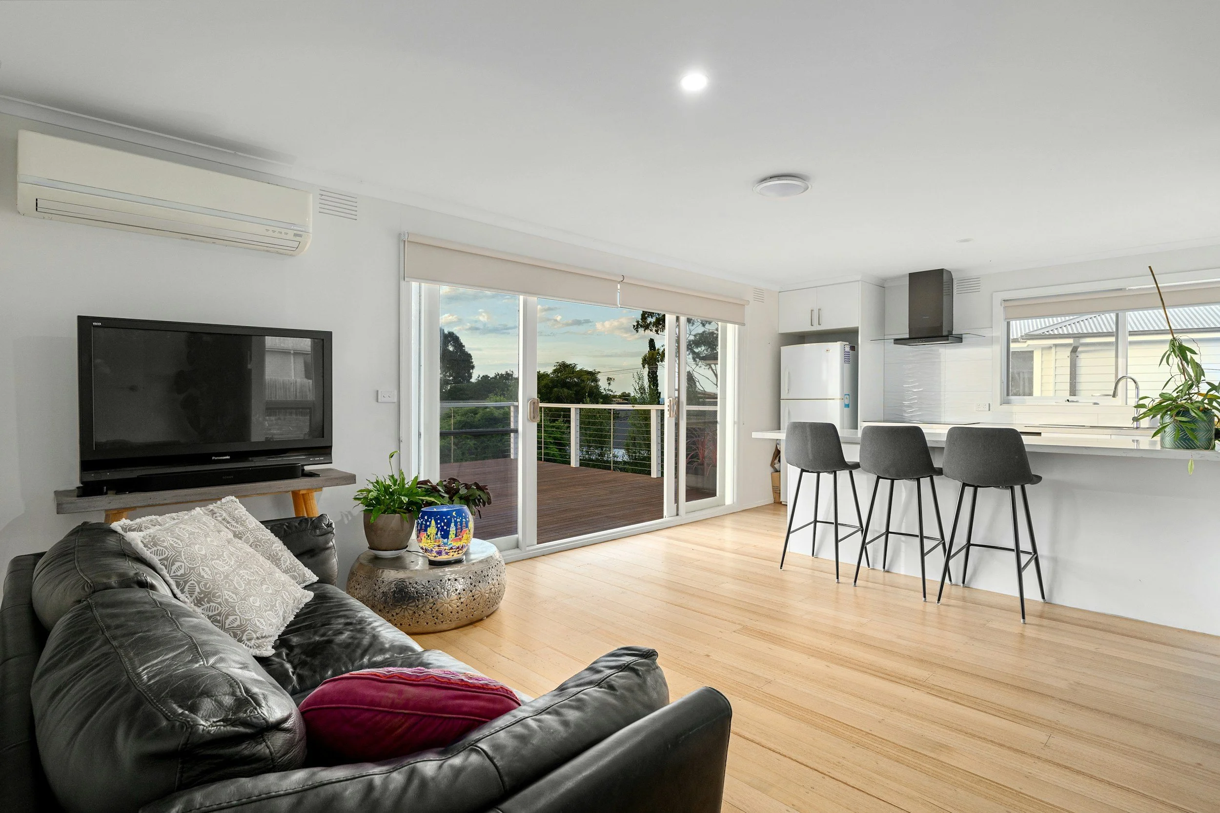 Big Windows or Bifold Doors? Why You Might Need SAP Calculations for Your Extension