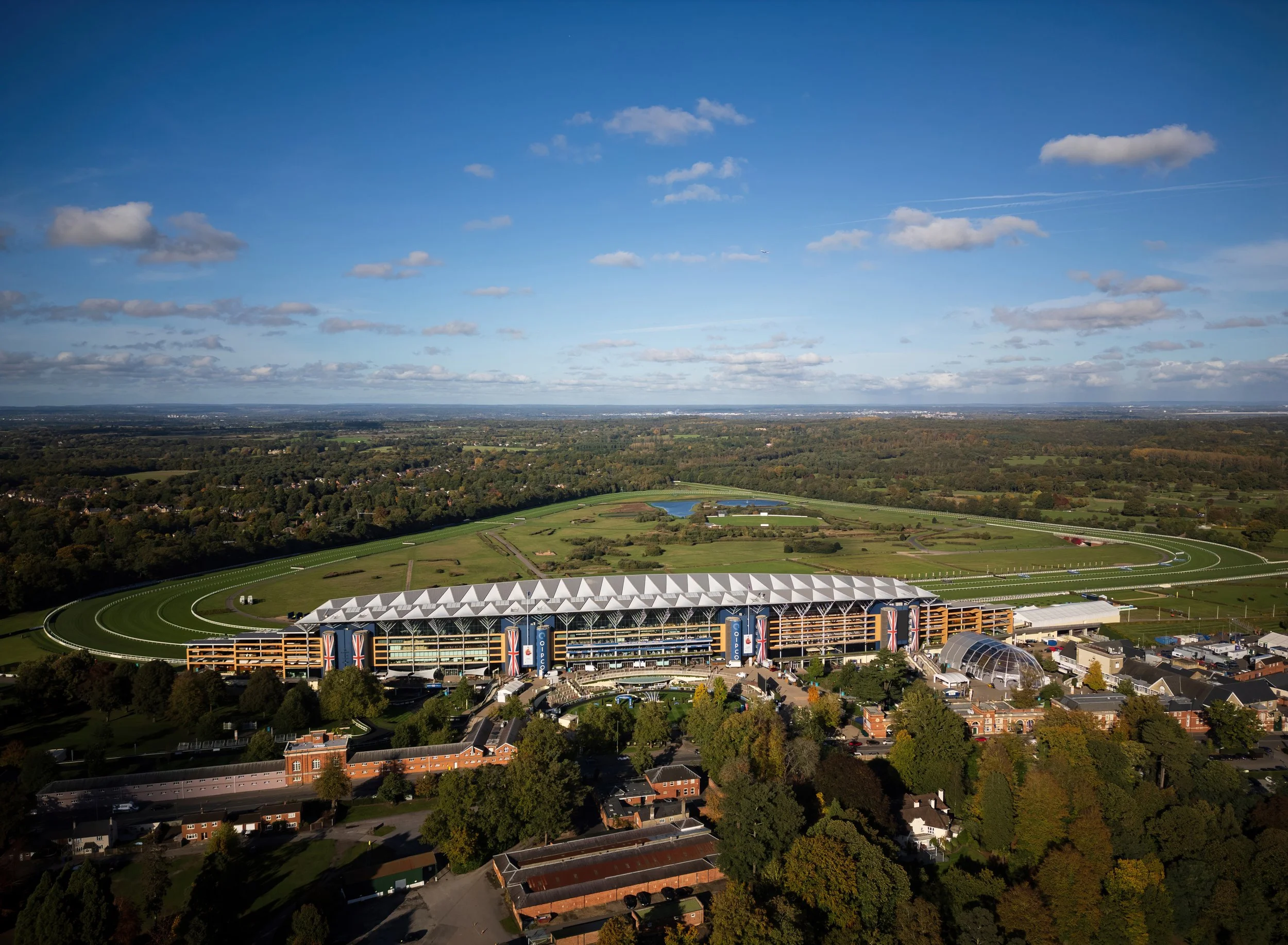 Crowds watch the action at Ascot as MyWinners covers the Royal Ascot 2026 results for bettors in Connecticut and the USA.