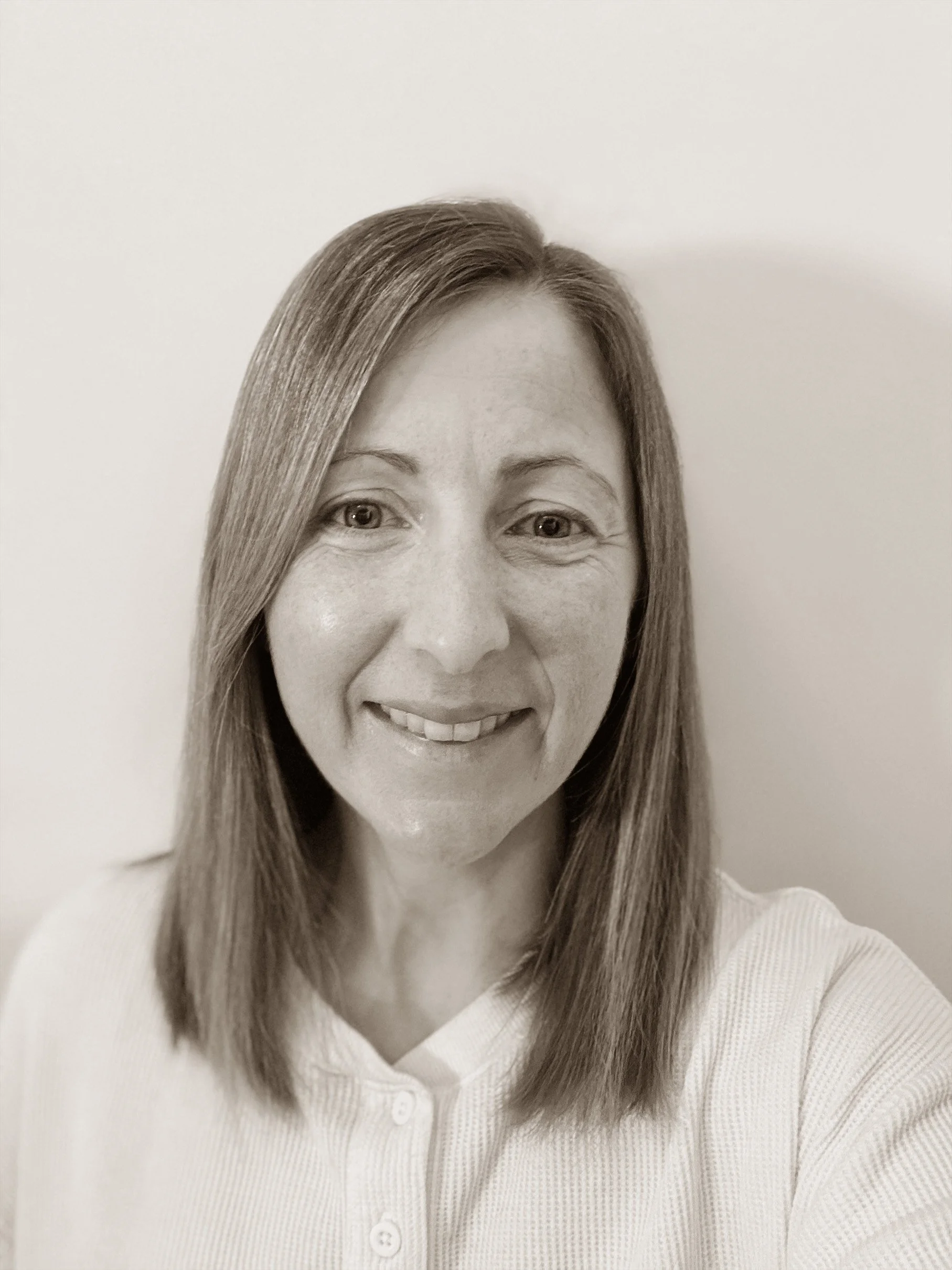 Olivia Core, Specialist Cancer Physiotherapist,
Lymphoedema Practitioner,
Manual Lymphatic Drainage (MLD, Therapist, Reflexologist, Frome