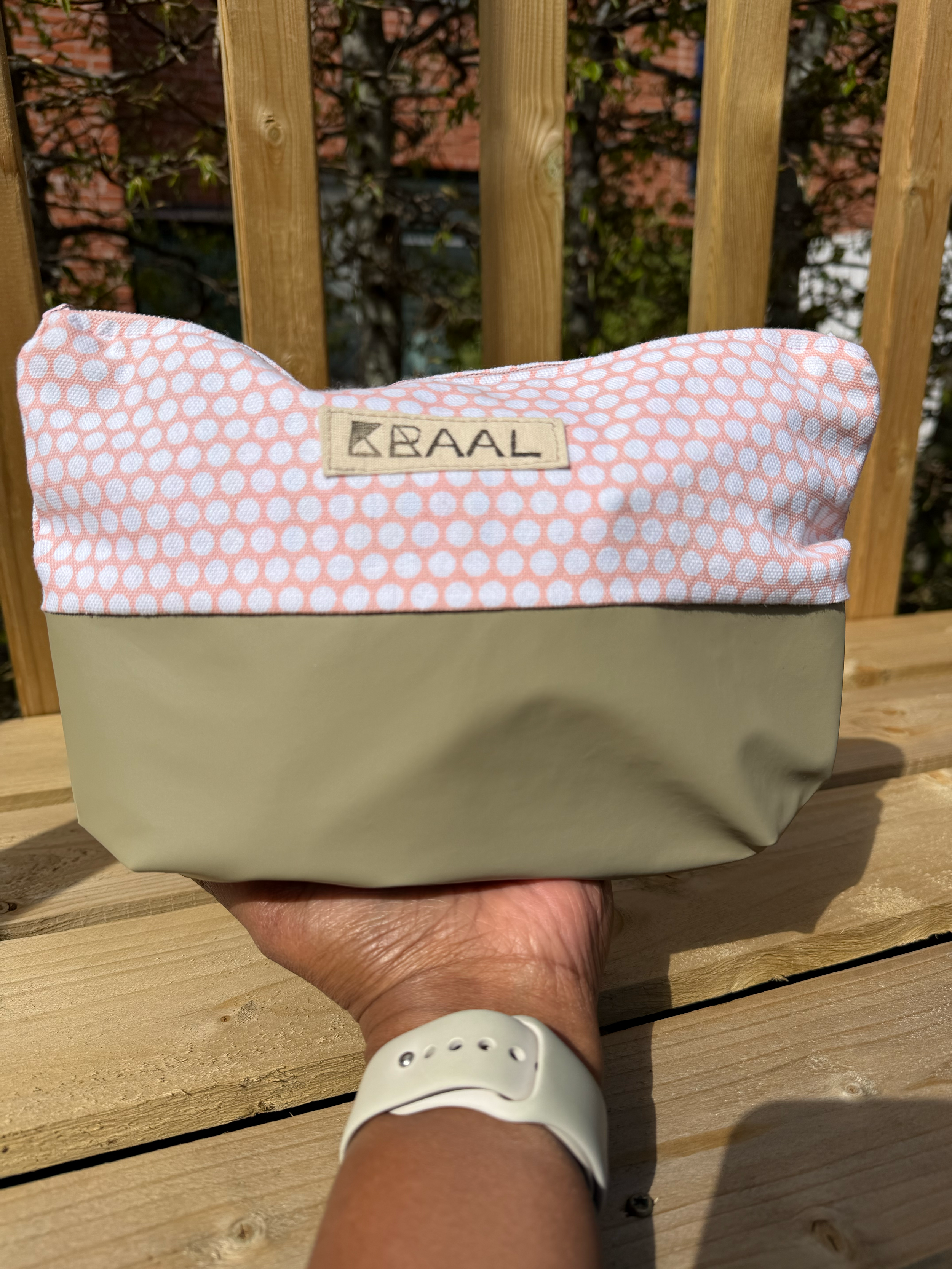 Handmade vanity case