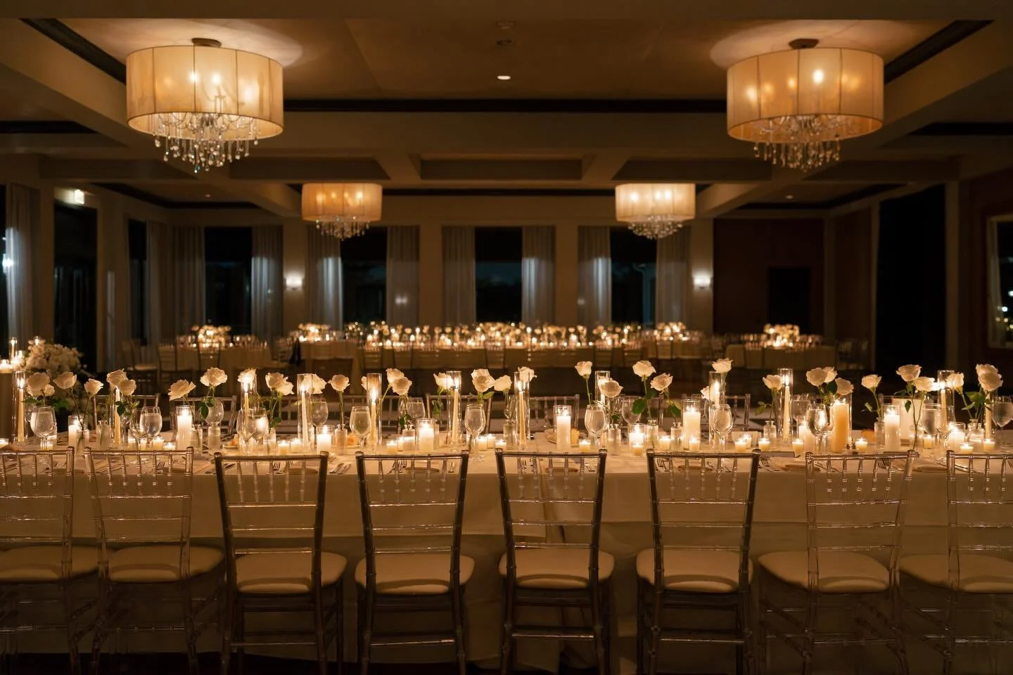 Designed with our couple in mind, with intention, with heart &amp; always down to the very last detail 🤍
⠀⠀⠀⠀⠀⠀⠀⠀⠀
⠀⠀⠀⠀⠀⠀⠀⠀⠀
planning: @jordanmichelleevents + @jordanmichelleevents_rachel
photography: @laurenahnphotography 
hair/makeup: @elitebridal