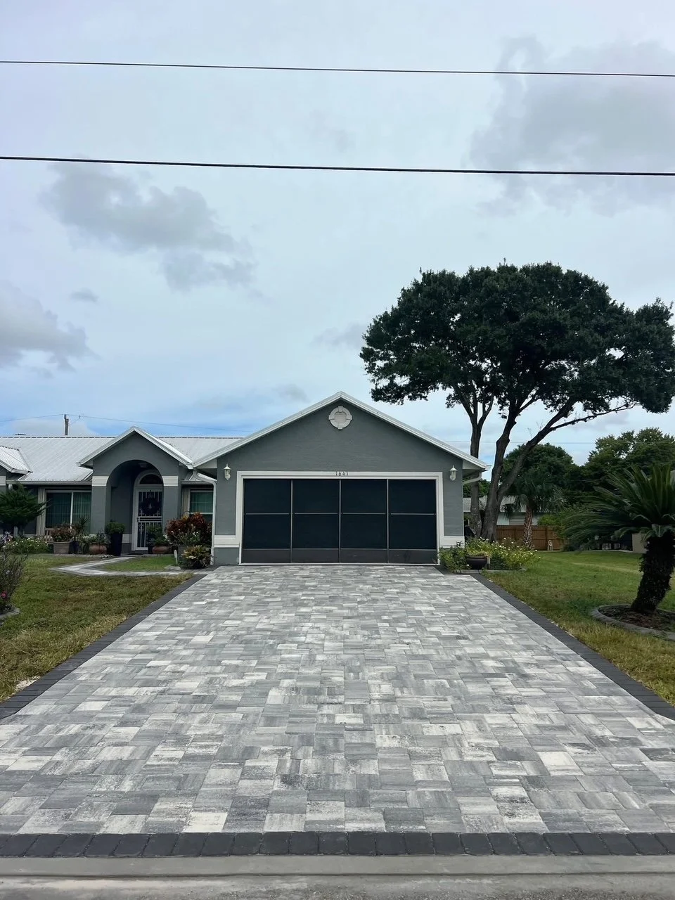 Paver driveway and patio installation for homeowners in Melbourne, Palm Bay, Viera, Merritt Island, and surrounding Florida communities.