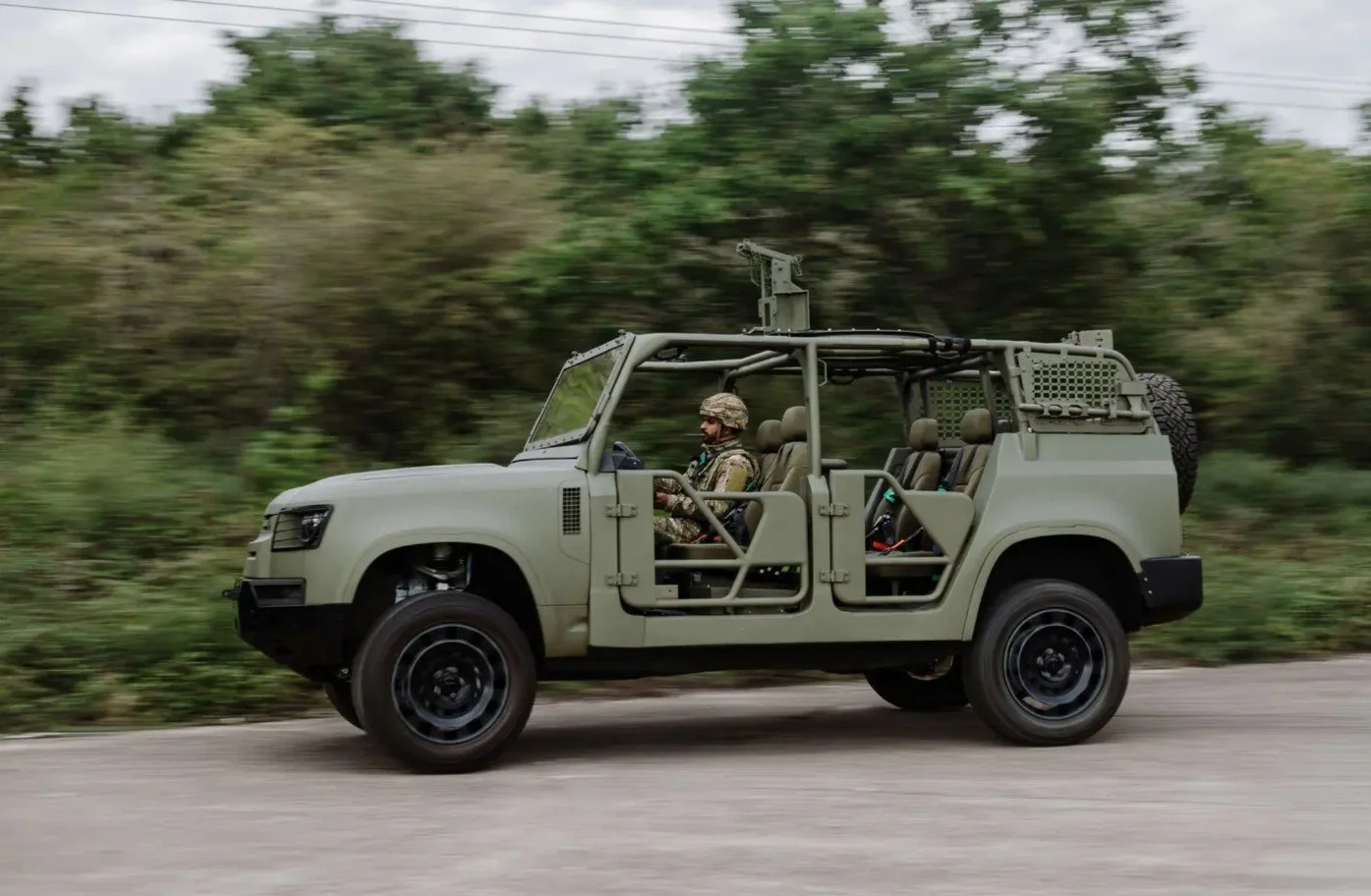 New Defender Wolf Series II for the British Army