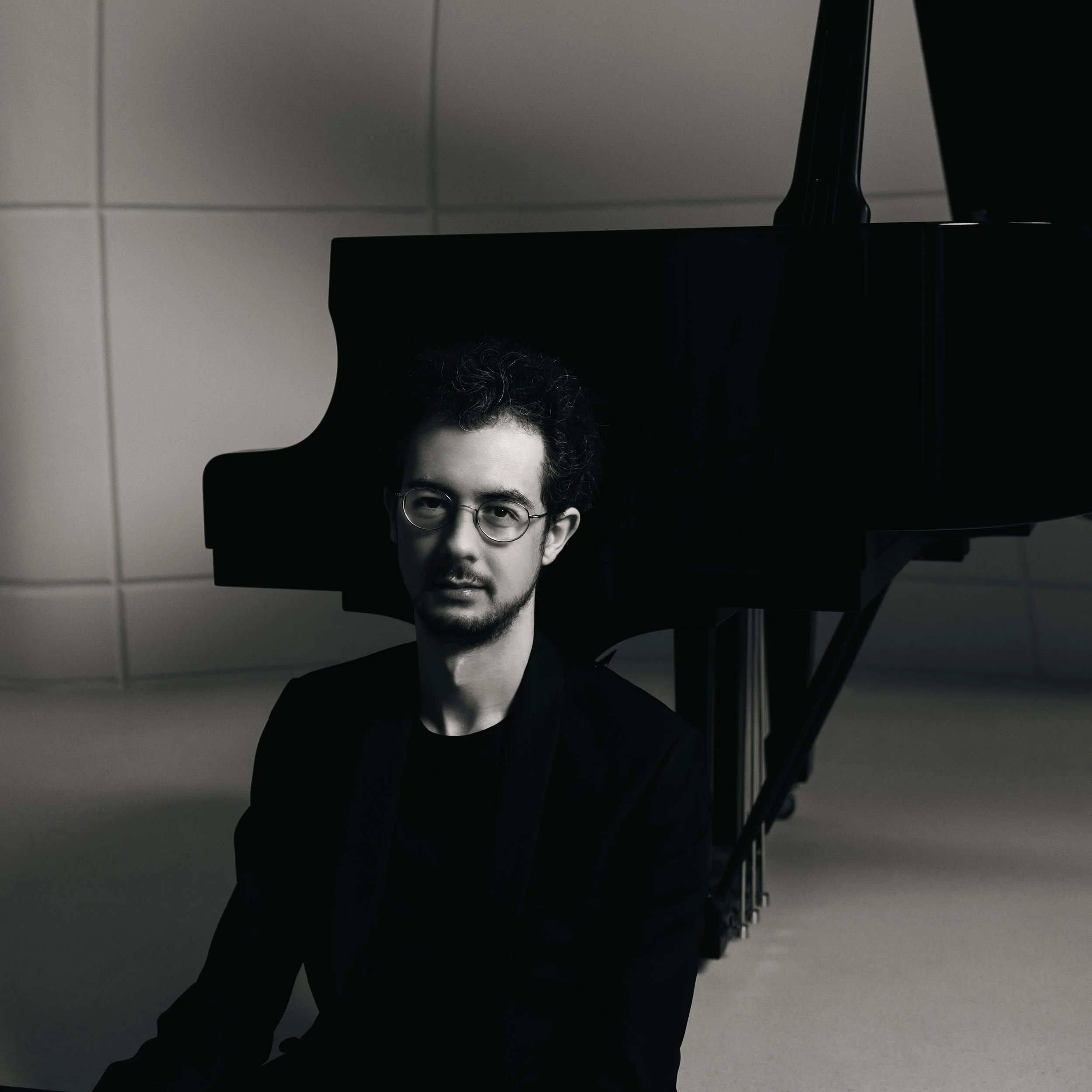 (c) Okan Erkmen // Click to download