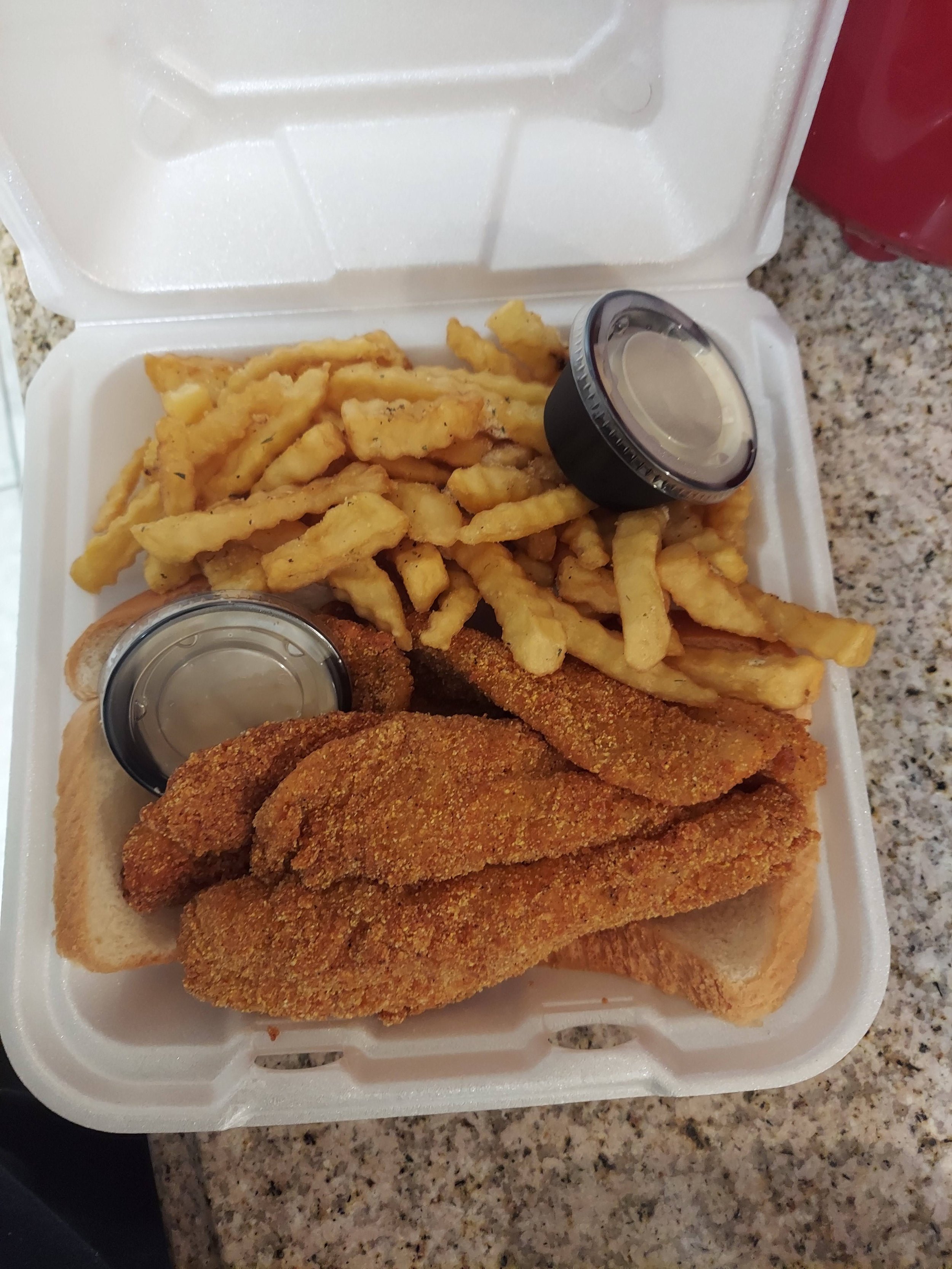 chicken tenders fries dipping sauce box lunch.jpg