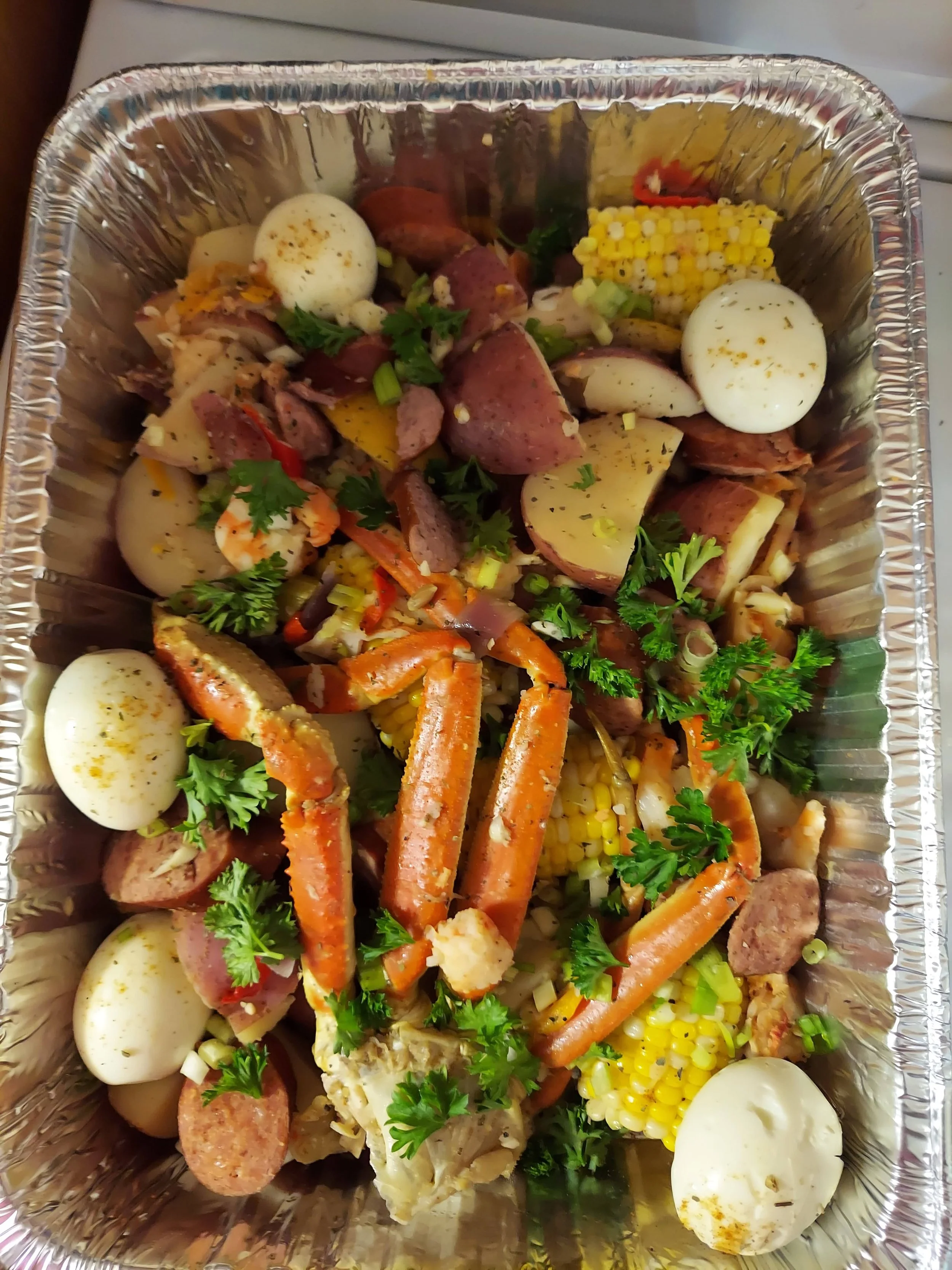 crab legs potatoes eggs corn.jpg