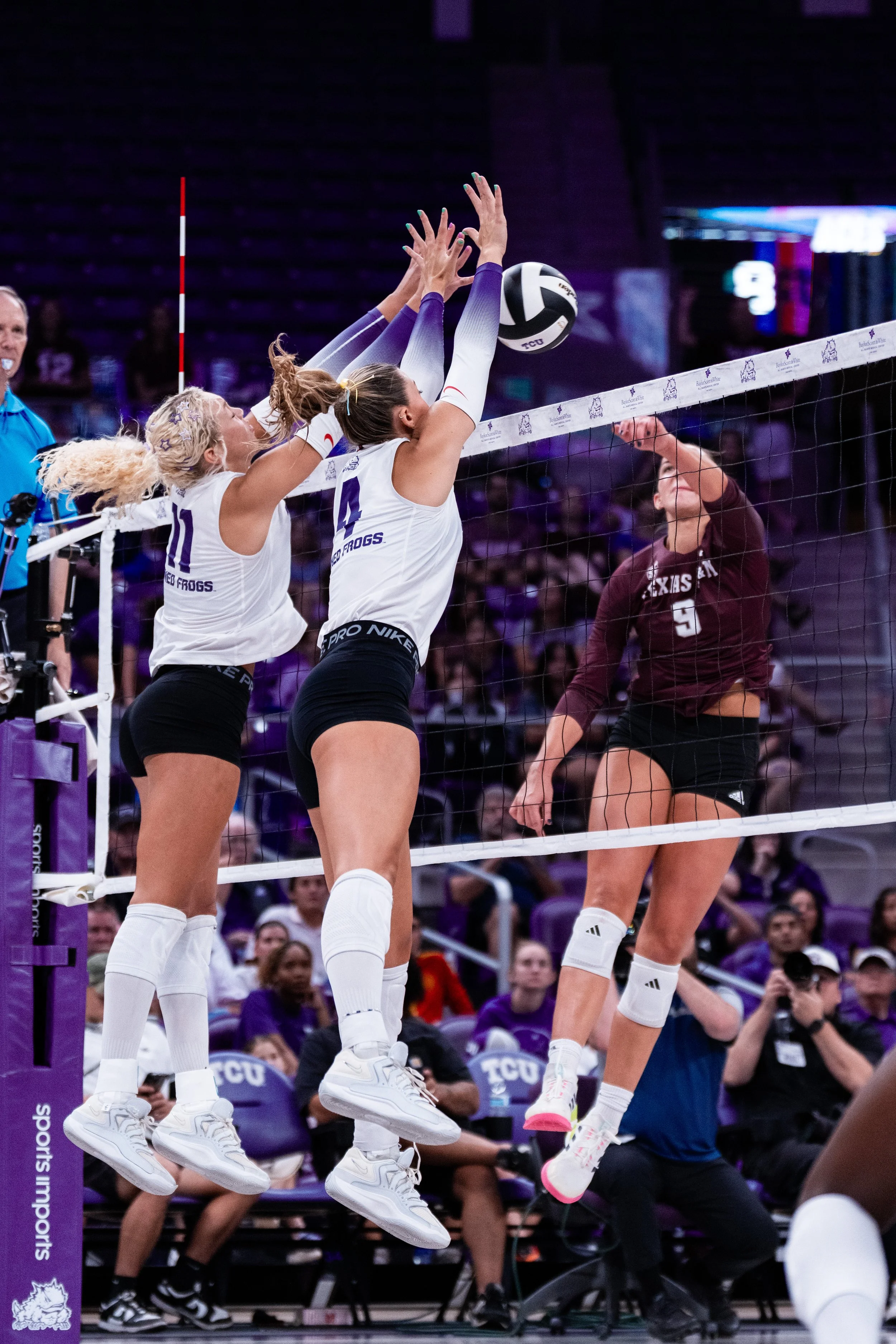 2025_09_10_TCUvsA&M_AT%0A2025_08_30_VolleyballShowcasePractice_AT%0A-202.jpg