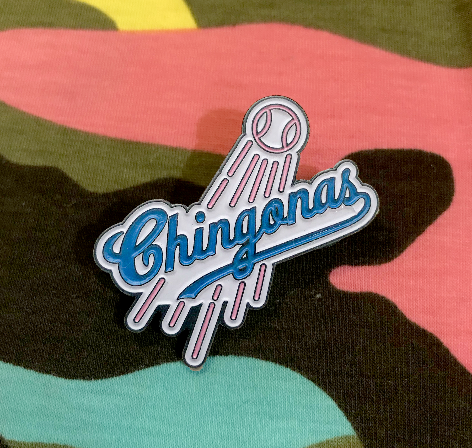 Chingonas Pin