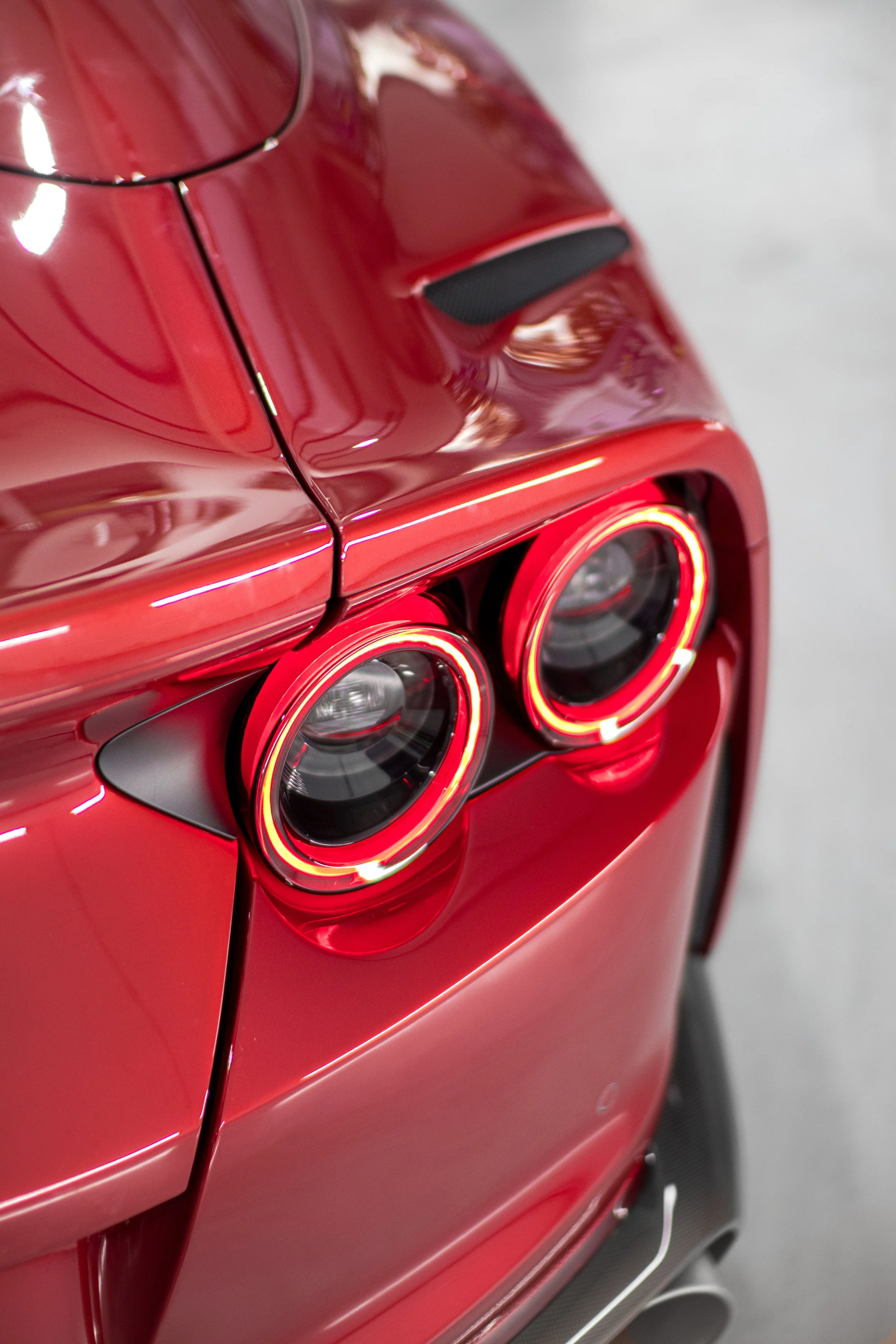 812 GTS Signaturegroup.jpg