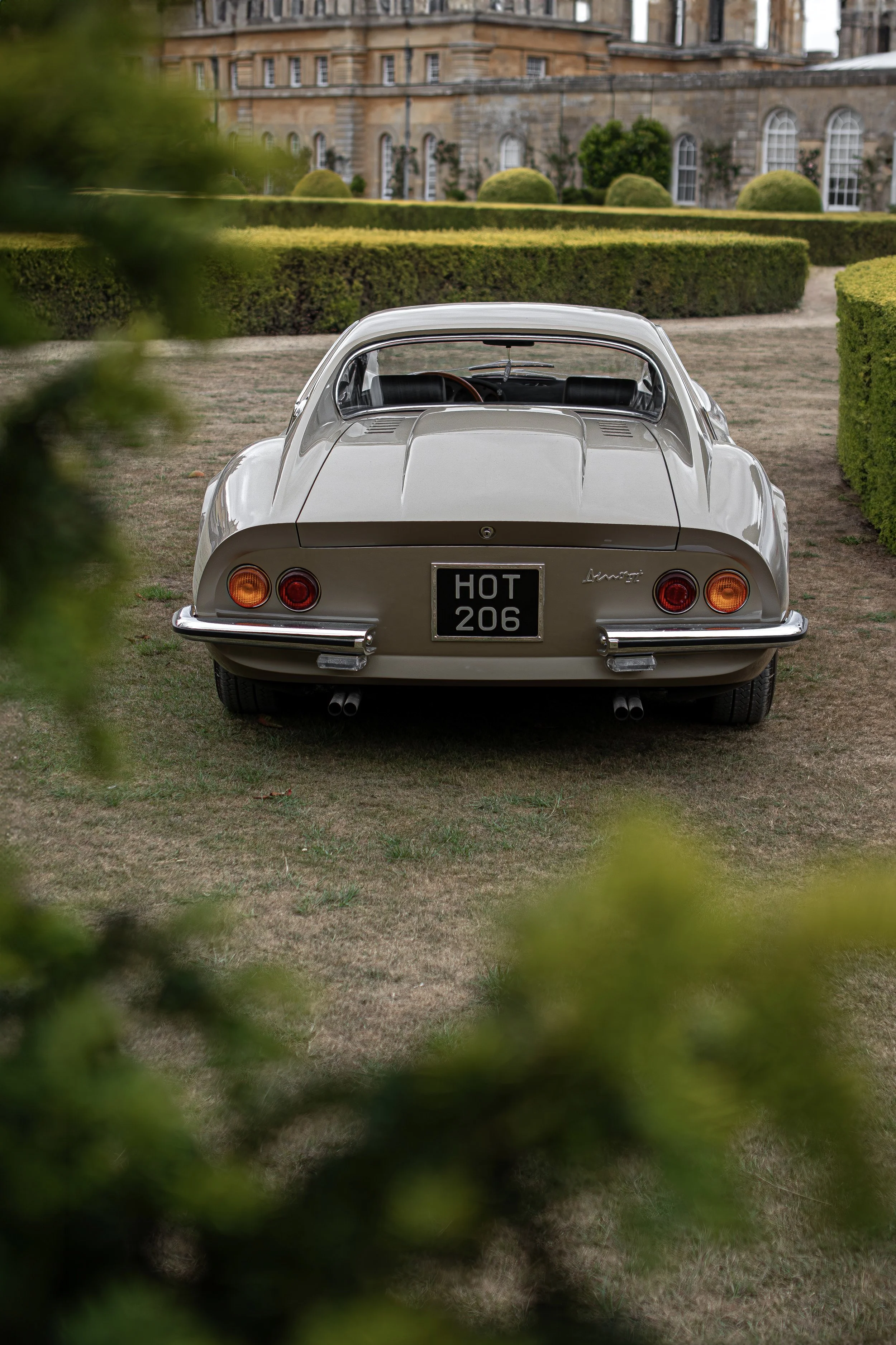 Dino Salon Prive 22.jpg