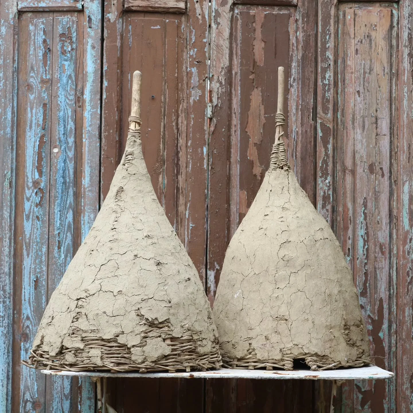 Now online.

#sugdenanddaughters #decorativeantiques #antiquesandinteriors #beeskeps #ukantiques