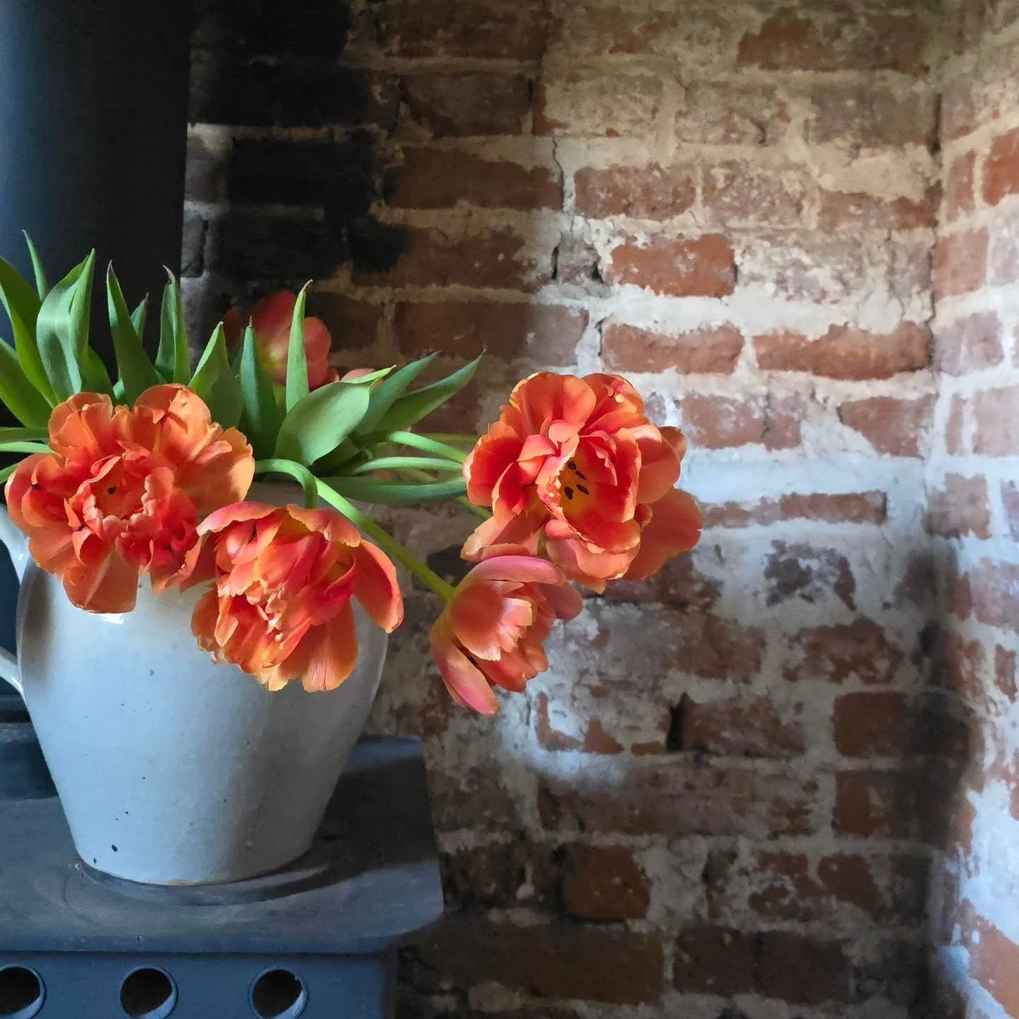 Spending Easter Monday the only way that makes sense - new stock just added to the site.  A 19th-century French stoneware confit pot and a few other things that foynd their way to S&amp;D HQ this week.

www.sugdenanddaughters.co.uk