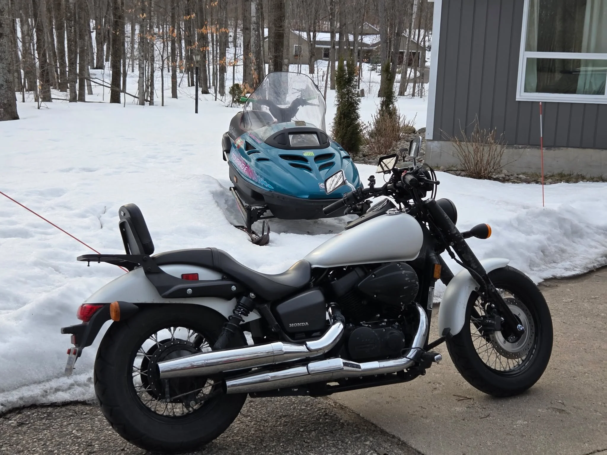 What a goofy time of year. One moment, we are on two wheels enjoying some sun, the next day, we can't get out of the driveway unless there are 2 skis and a track.
Fingers crossed, the 2-wheeled riding season is now here to stay!
#ridesafe #northernmi