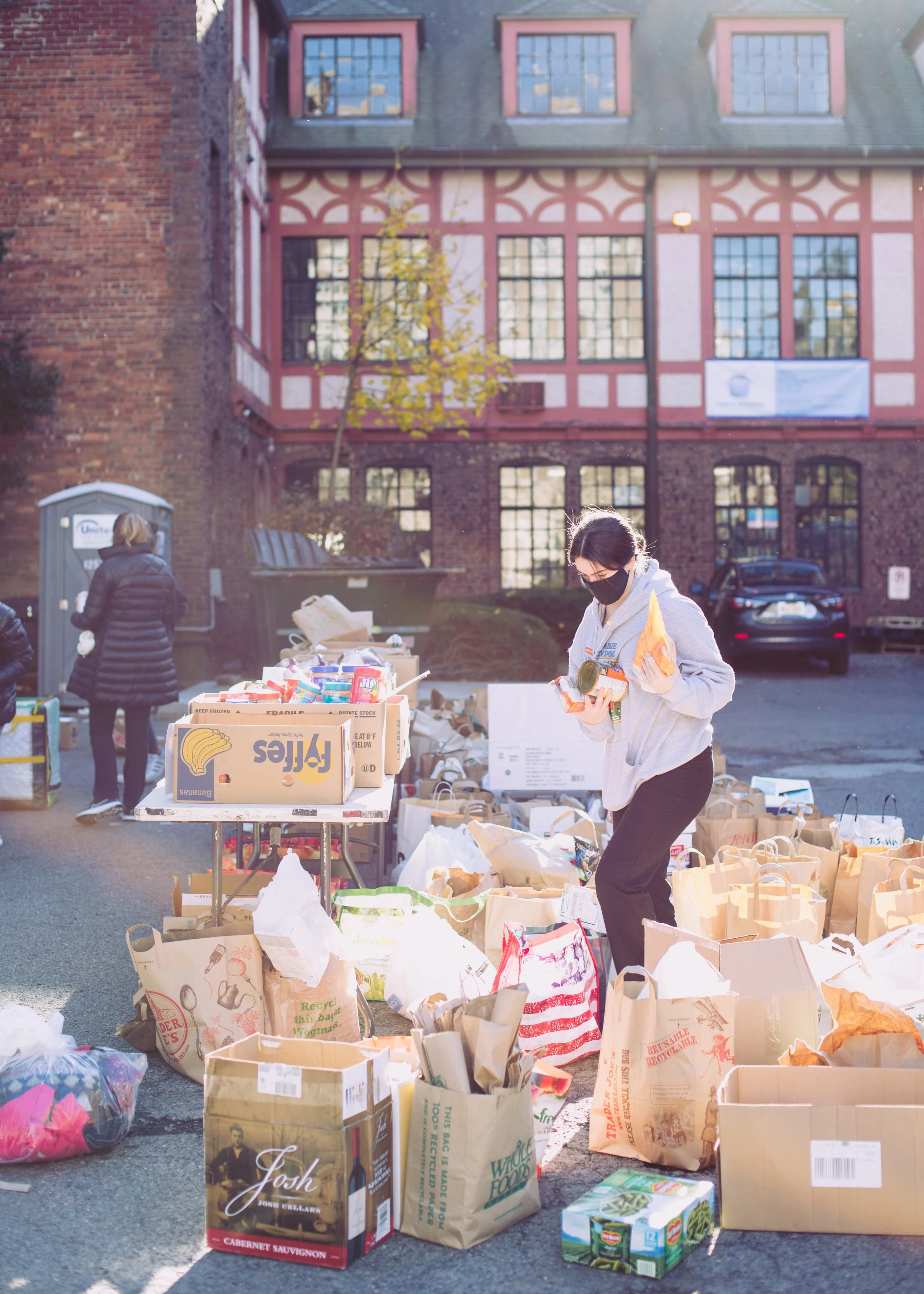 Tonis-30226 copy.jpg