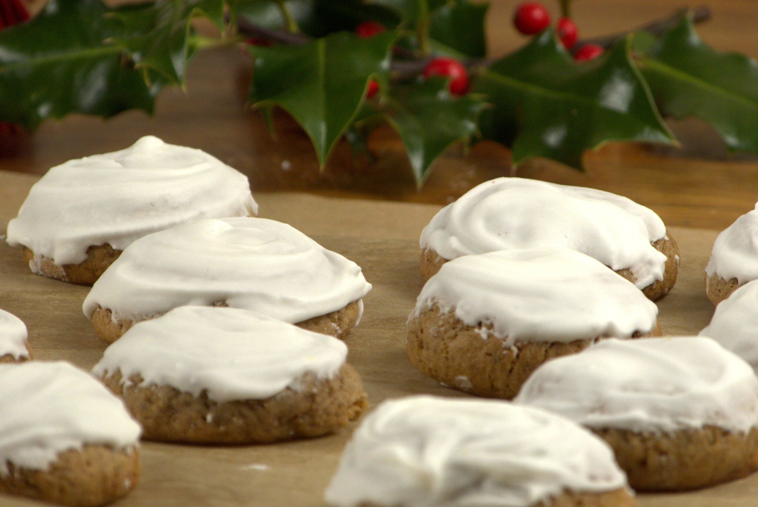 Peppernut biscuits