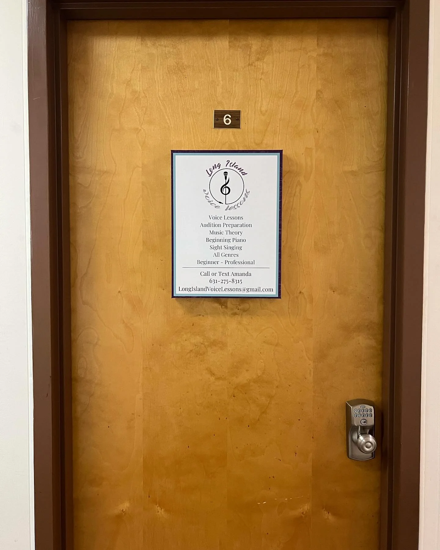 Official Business Owner #lindenhurst #lindenhurstvillage @lindenhurstchamber @villageoflindenhurst @amandanicolesings @charliewaffles_portie #longislandvoicelessons #newstudio #voiceteacher #singingteacher #voiceteachersofinstagram #singer #performer