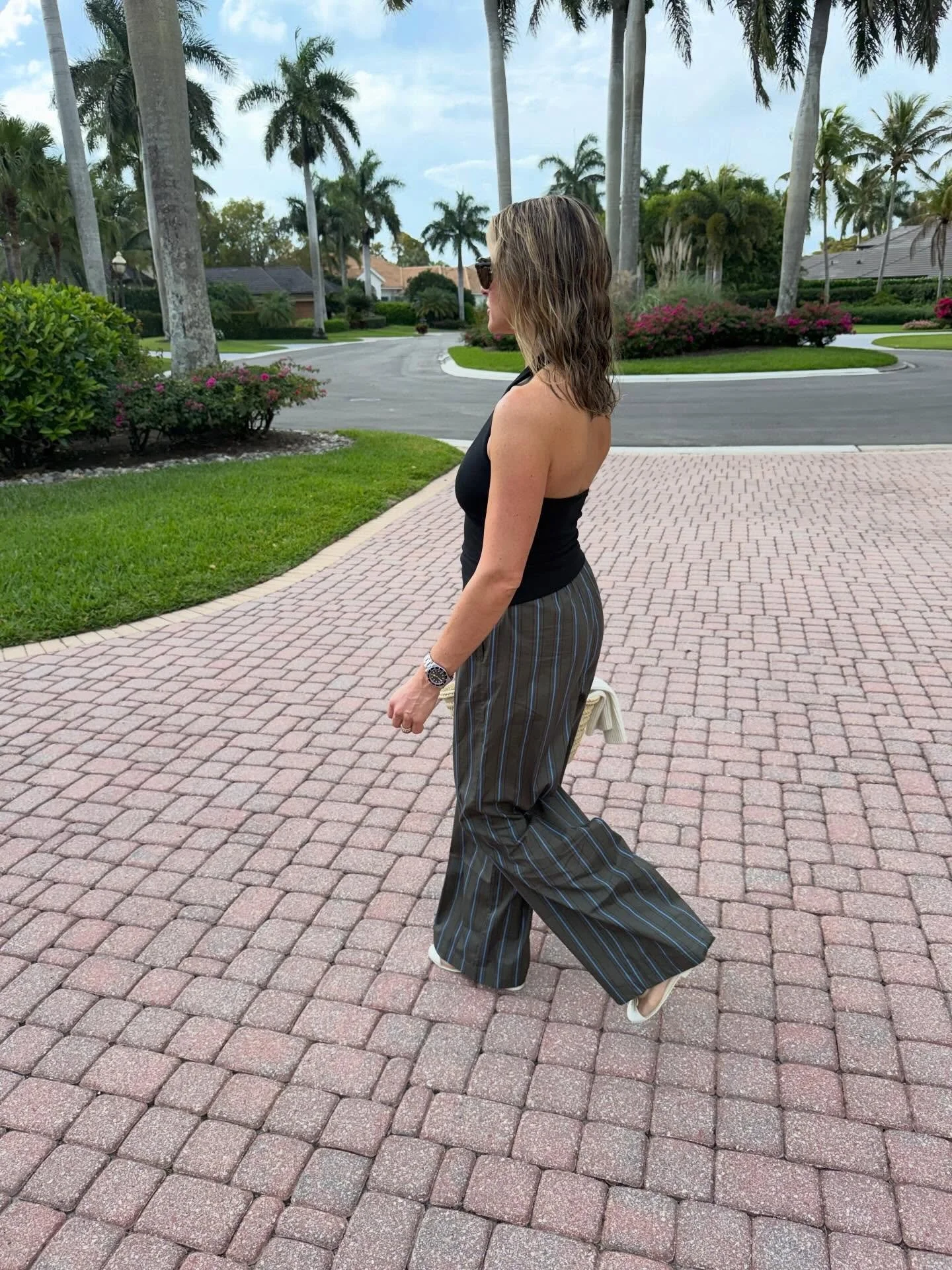 Recent looks (Florida and back to real life in NY) 

Save for inspo ☀️
.
.
.
#stylist#outfitinsporation#denim#nyc#florida