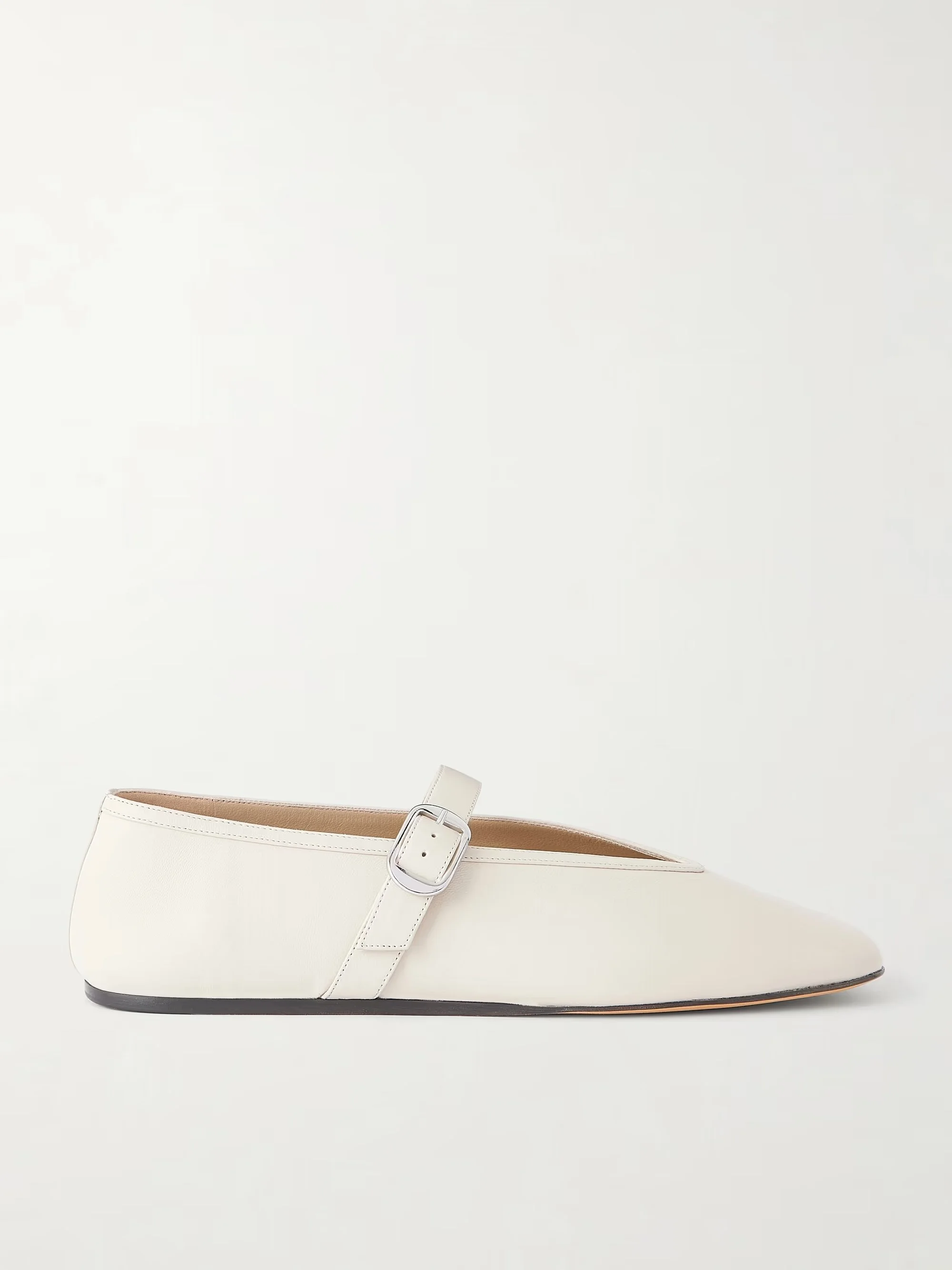 LE MONDE SHOE.jpg