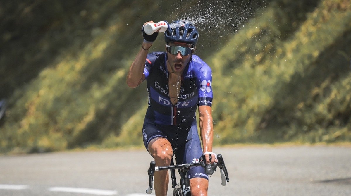 Cyclisme et Canicule à Genève : Comment Rouler Fort sans Surchauffer