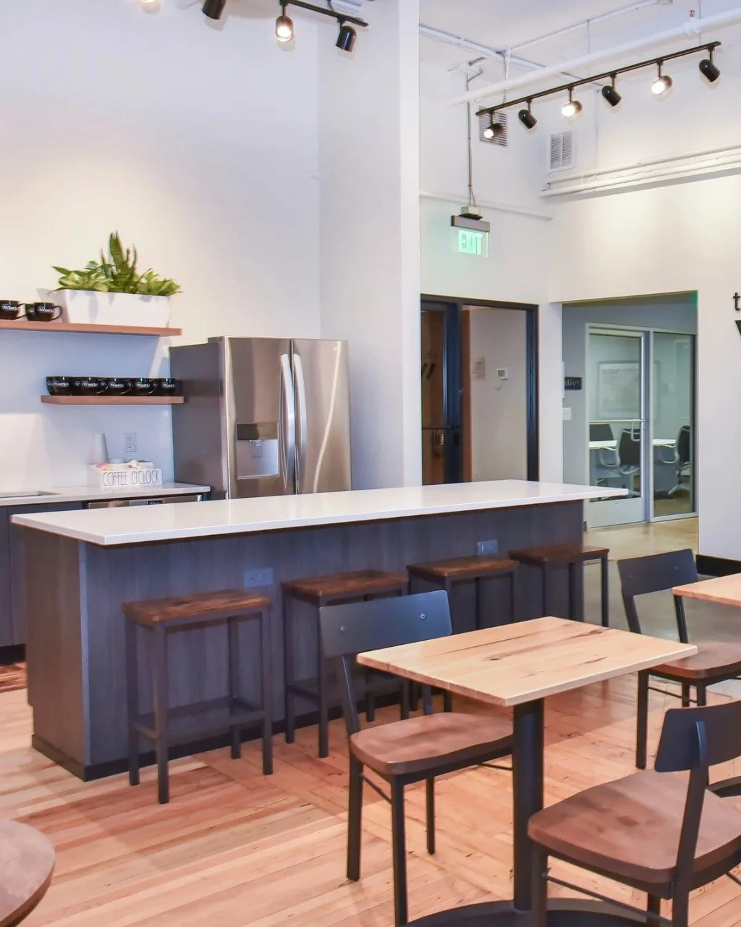 📍 The Works @ 433 River Street — dedicated desk + private office space with Hudson River views. Your business, elevated.