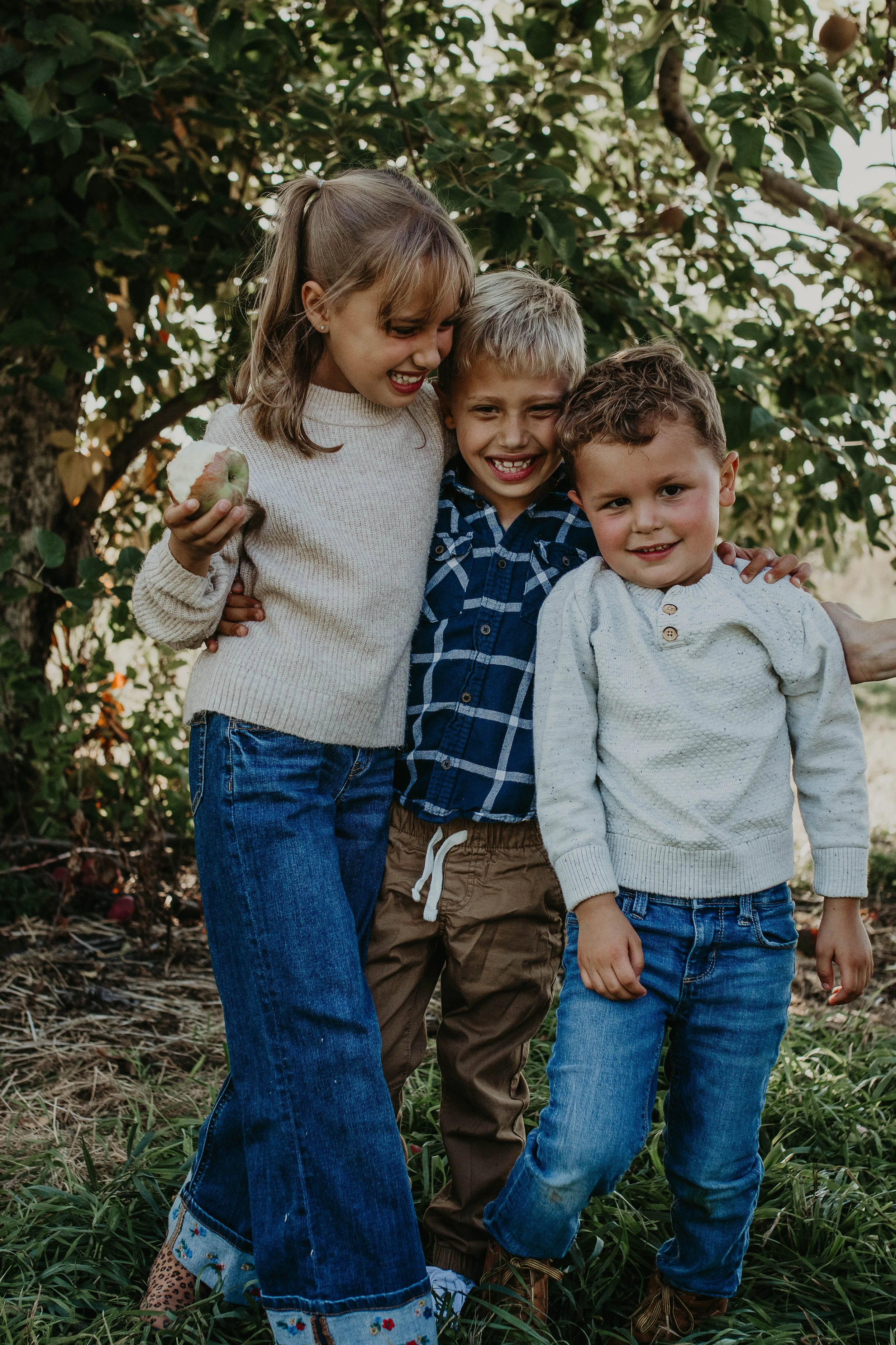 Toye.Wallingfords-Orchard-Auburn.Maine-Family-Photographer.Caitlin-Frank.20250927-8624.jpg (Copy) (Copy)