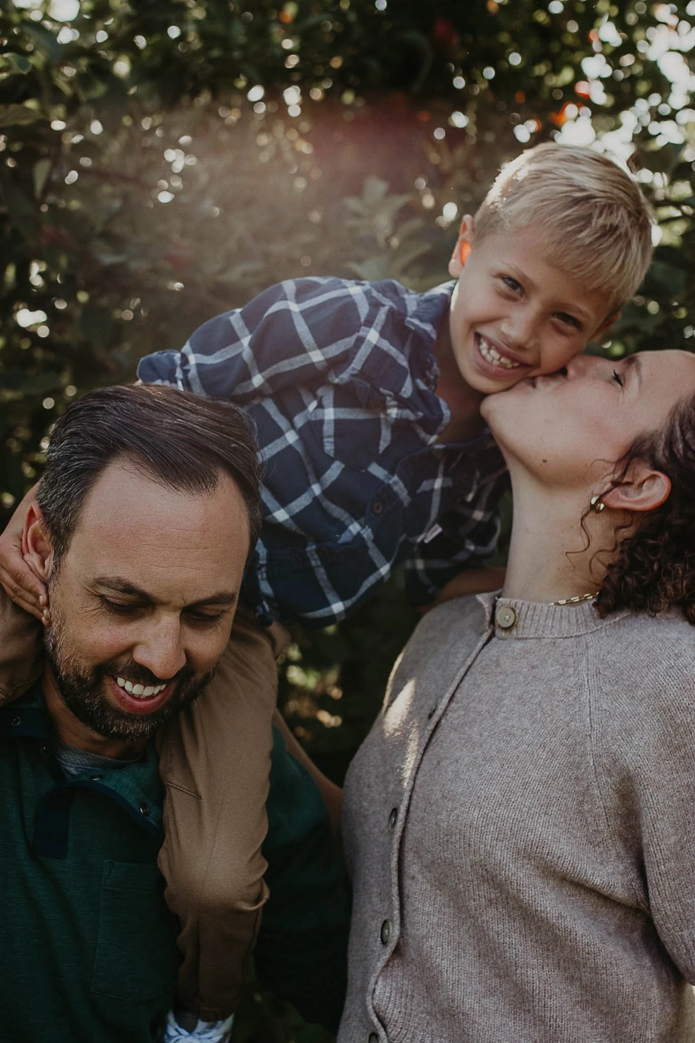 Toye.Wallingfords-Orchard-Auburn.Maine-Family-Photographer.Caitlin-Frank.20250927-8519.jpg