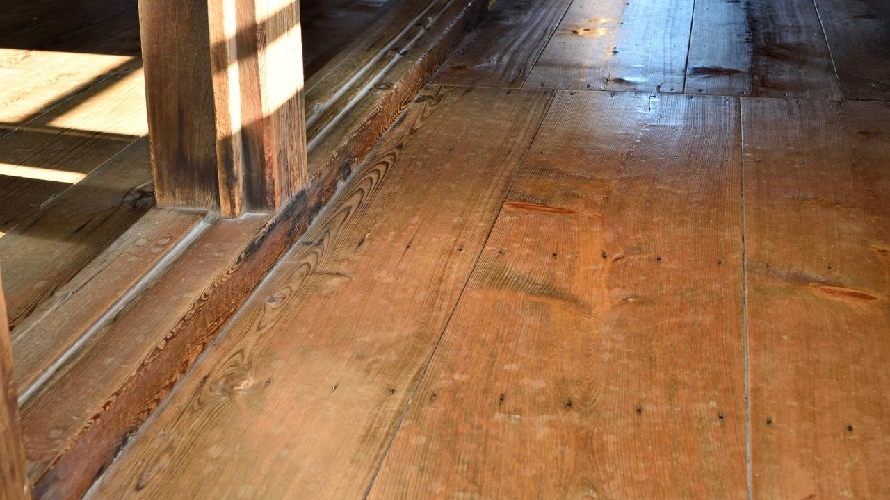 humidity and hardwood floors​