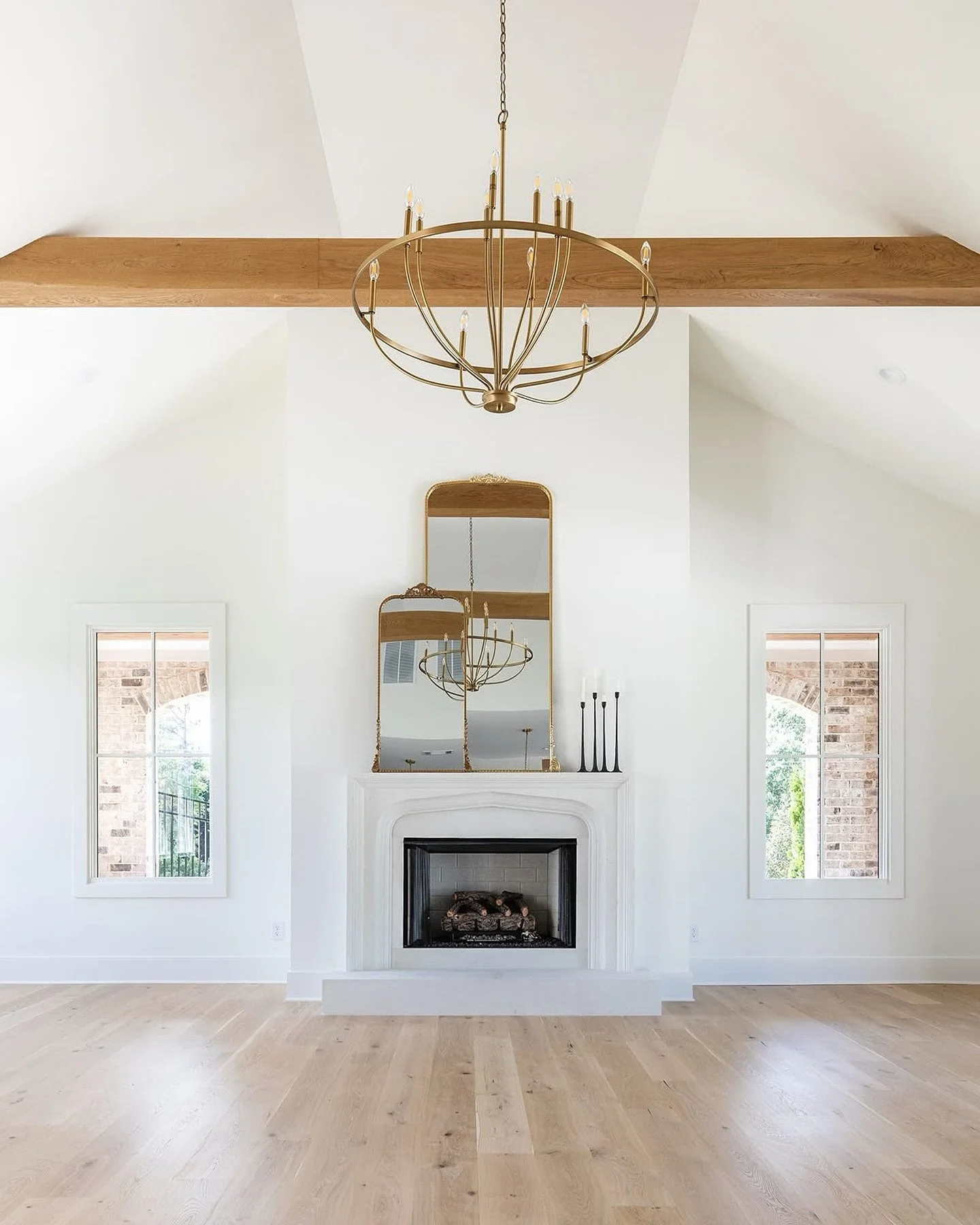 Imagine winding down here after a long day&hellip; 

Whether you&rsquo;re dreaming of building your next home or refreshing your current space, we would love to help make it happen.

Built by @maxeyfamilyproperties
Architecture: @footshillsarchitectu