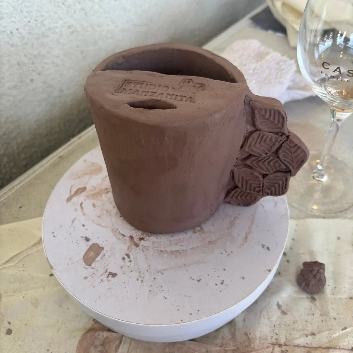 Our community is so creative!! Here are a few creations from last weekend's SOLD OUT mug making workshop. We were berry lucky to have such a great turnout! 
~~~
Did you make a mug with us? Tag us in your post/story and we will share it on our page!