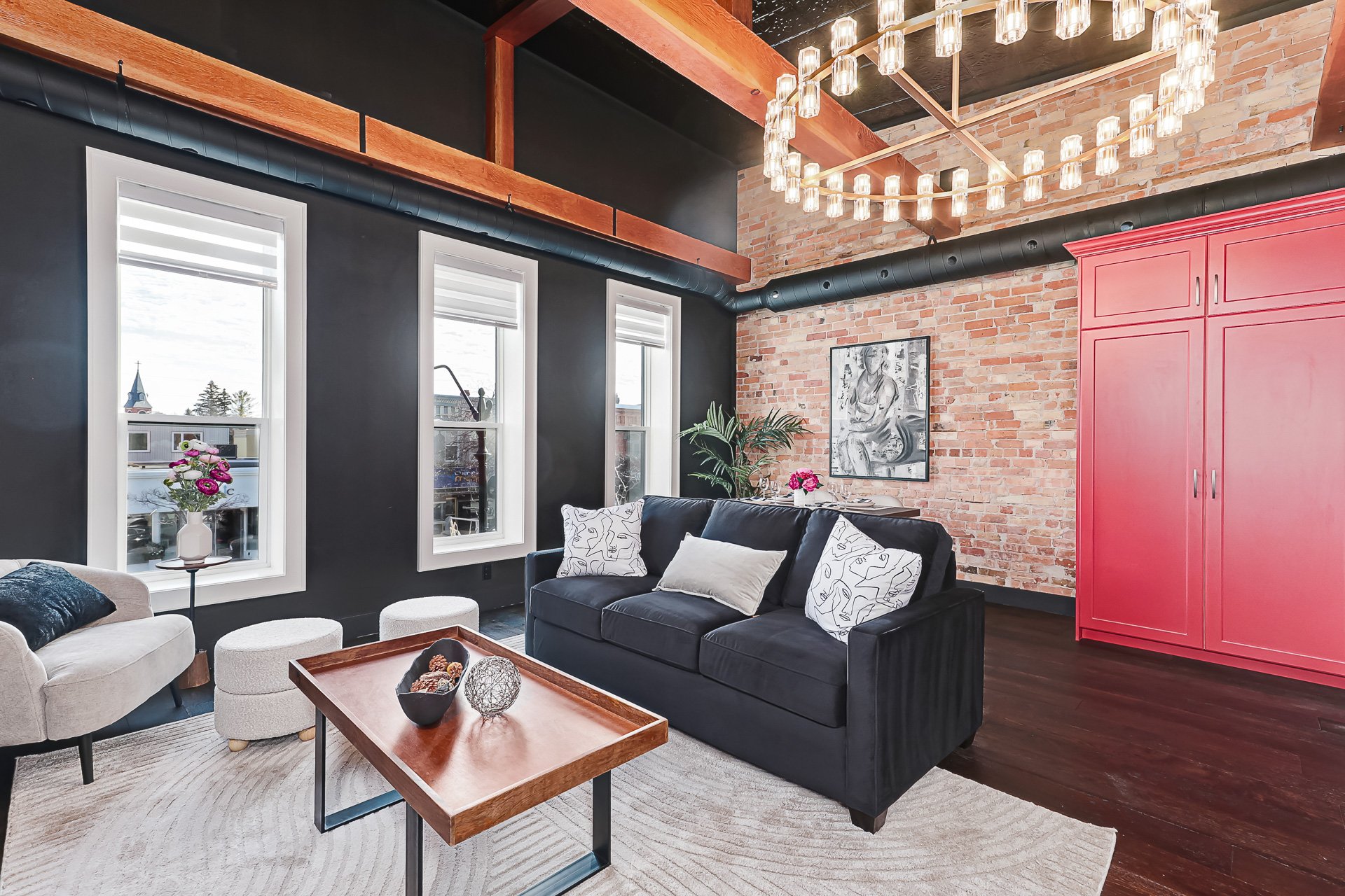 104-Brick-and-Beam-Airbnbs-Hurontario-Collingwood-interior-wide-angle-39663-WEB.jpg