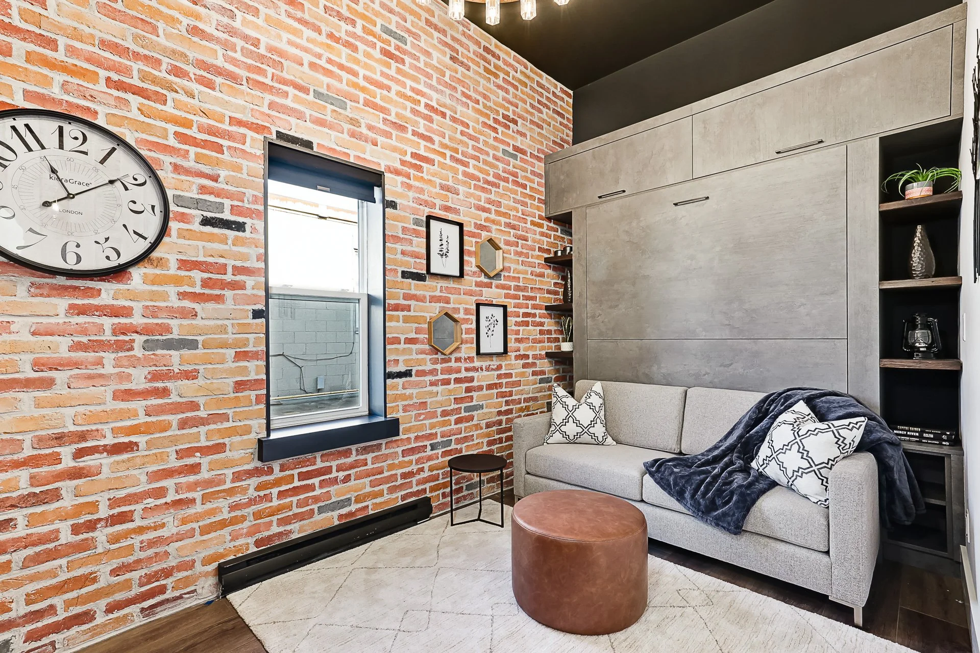 177-Brick-and-Beam-Airbnbs-Hurontario-Collingwood-interior-wide-angle-39693-WEB.jpg
