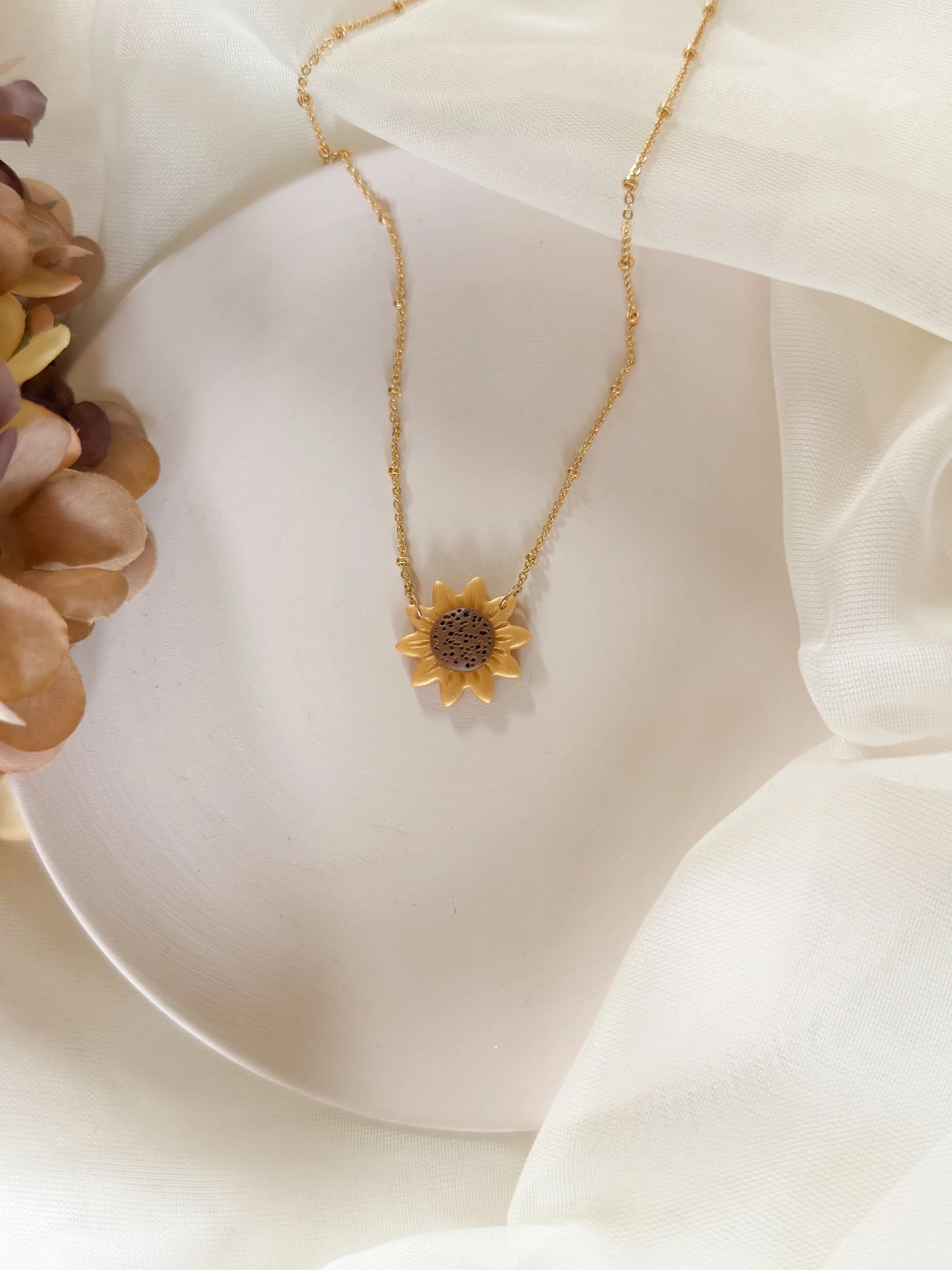 Follow the Son- Sunflower Necklace