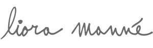 Handwritten cursive text that says 'liora mamané'