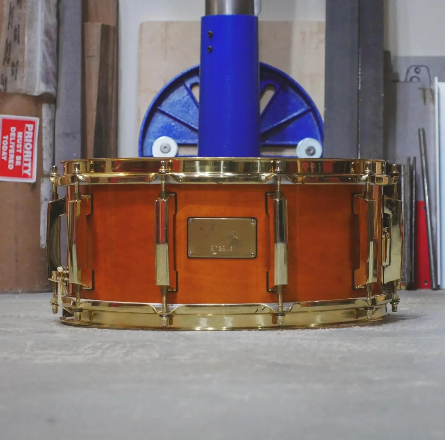 Pearl Custom Classic solid shell came in for new edges for Warren!

Super cool rare Pearl drum from the 90s. Like most drums the issue with this was the fact it could never stay in tune. If you continually struggle with spending way too much time try