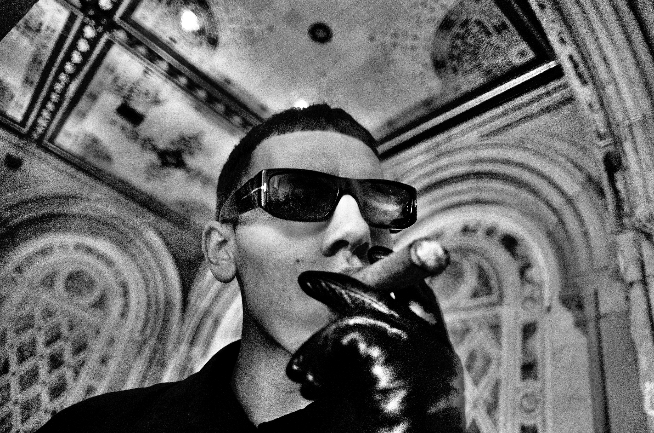 Khons Shoot Bethesda TerraceEXP - 7 of 12.png