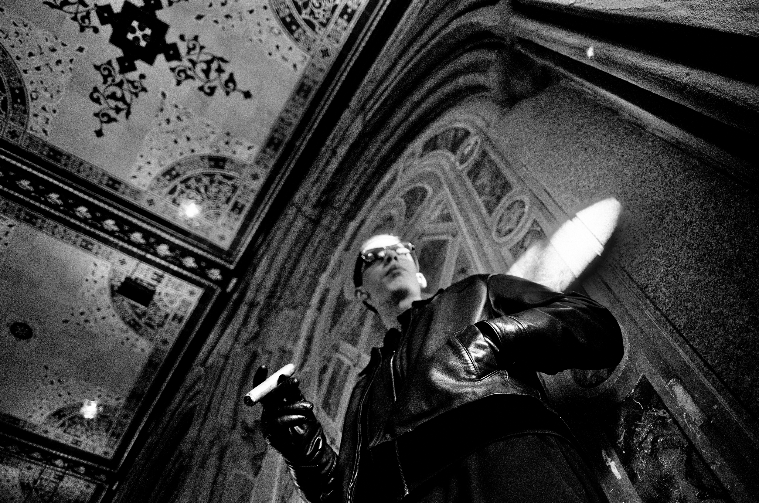 Khons Shoot Bethesda TerraceEXP - 6 of 12.png