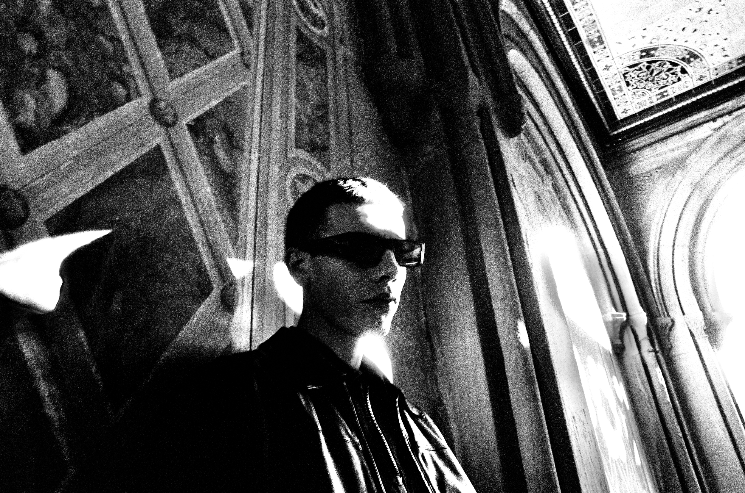 Khons Shoot Bethesda TerraceEXP - 1 of 12.png