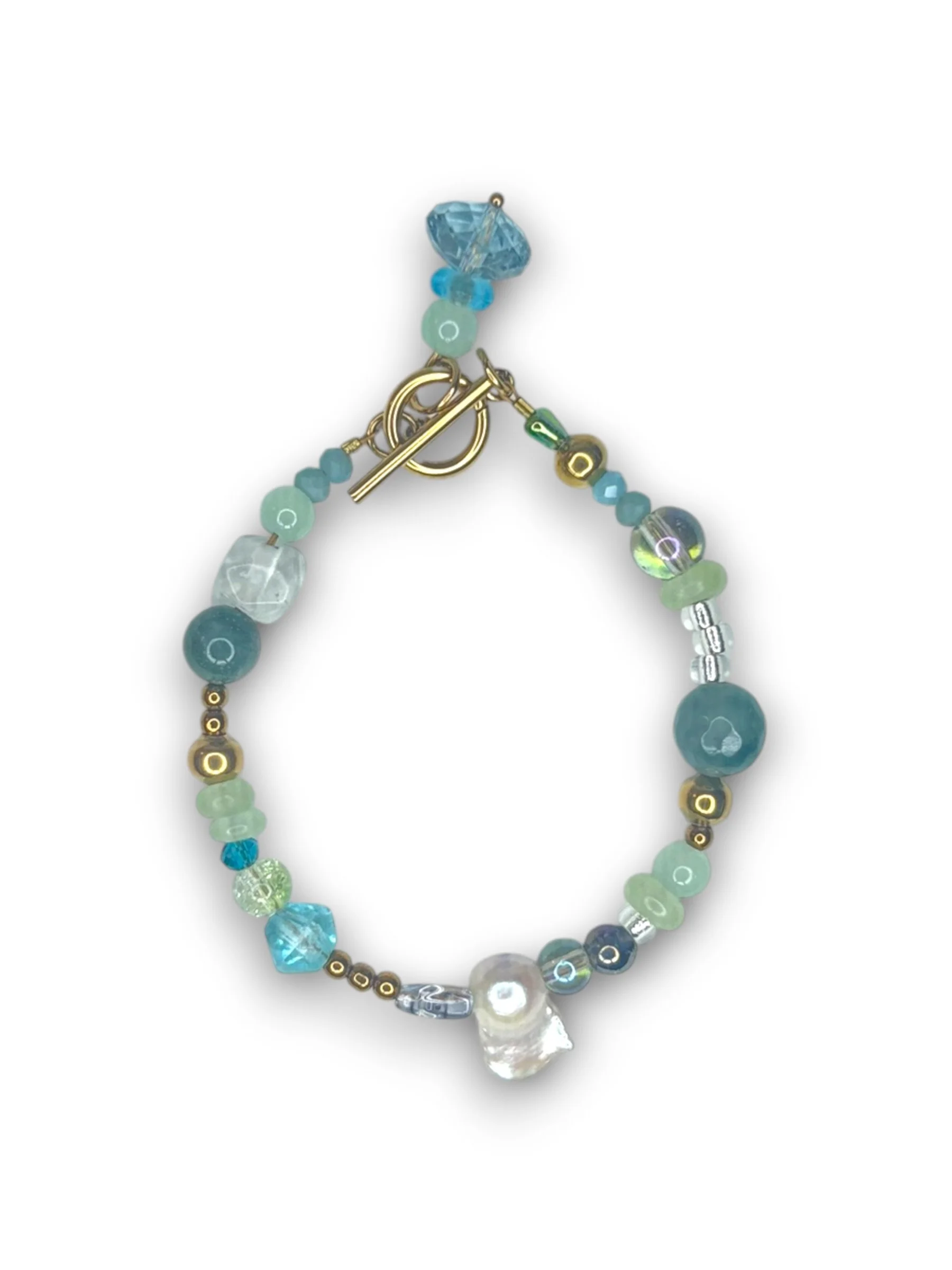 Seafoam Blue Beaded Pearl Bracelet in Gold