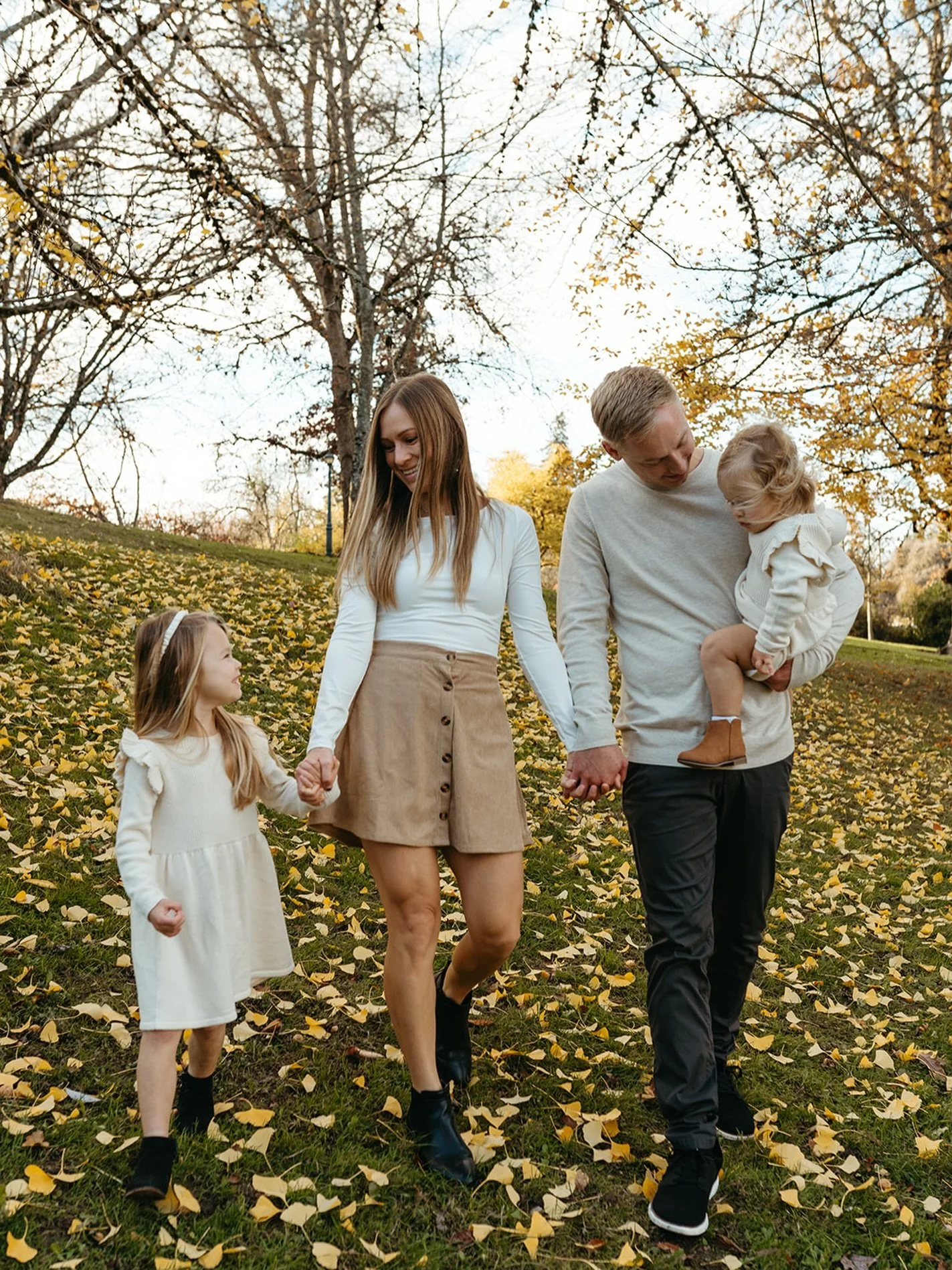 Family is everything to me, and becoming a mom changed the way I see time, purpose, and work.
It&rsquo;s why I started bookkeeping&mdash;to help other business owners feel supported, cared for, and less overwhelmed.

If I can take one thing off your 