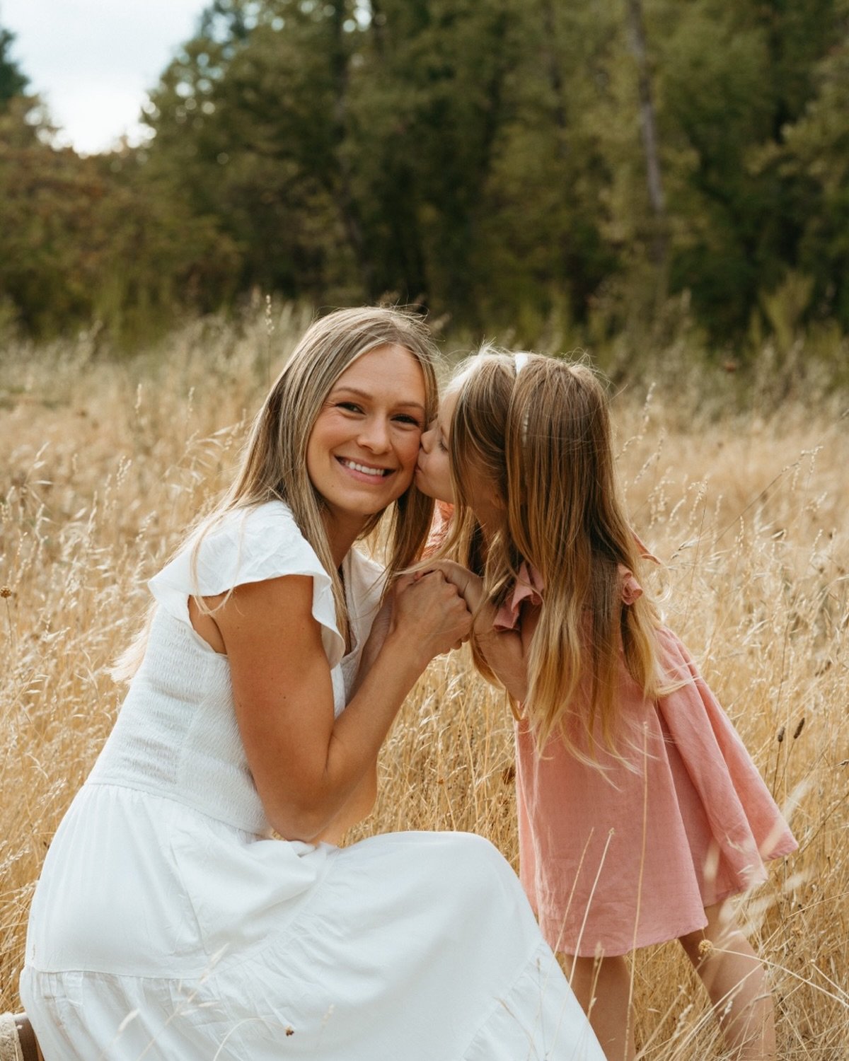 Building a business while raising a family looks different.
Some days it&rsquo;s spreadsheets during nap time.
Some days it&rsquo;s choosing rest over hustle.
Nested Numbers was built in the in-between&mdash;
where motherhood meets mindful bookkeepin